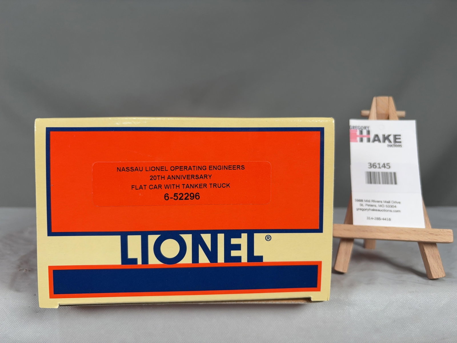 Nassau Lionel Operating Engineers 20th Anniversary Flat Car with Tanker Truck 52296 w/ OB (1 of 2)