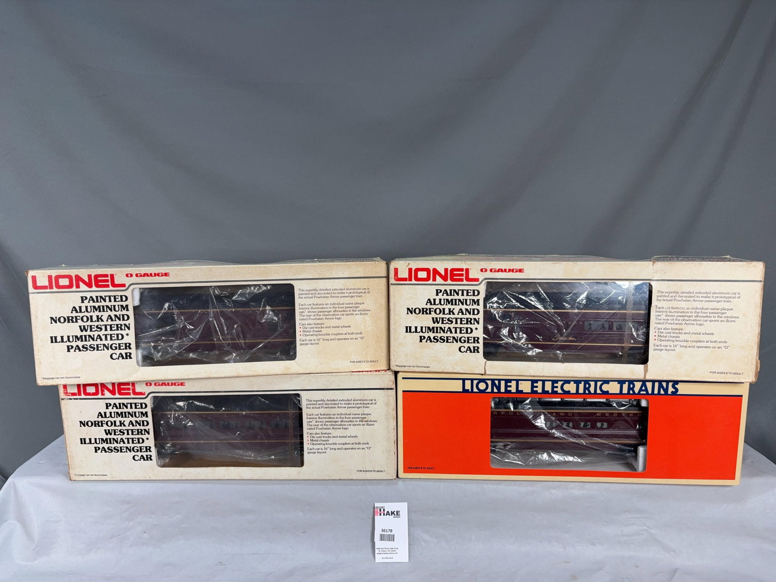 Four Lionel Norfolk & Western Cars Combo 9563, Baggage 9562, Passenger 9565,& Dome 19108 w/OB's - 2