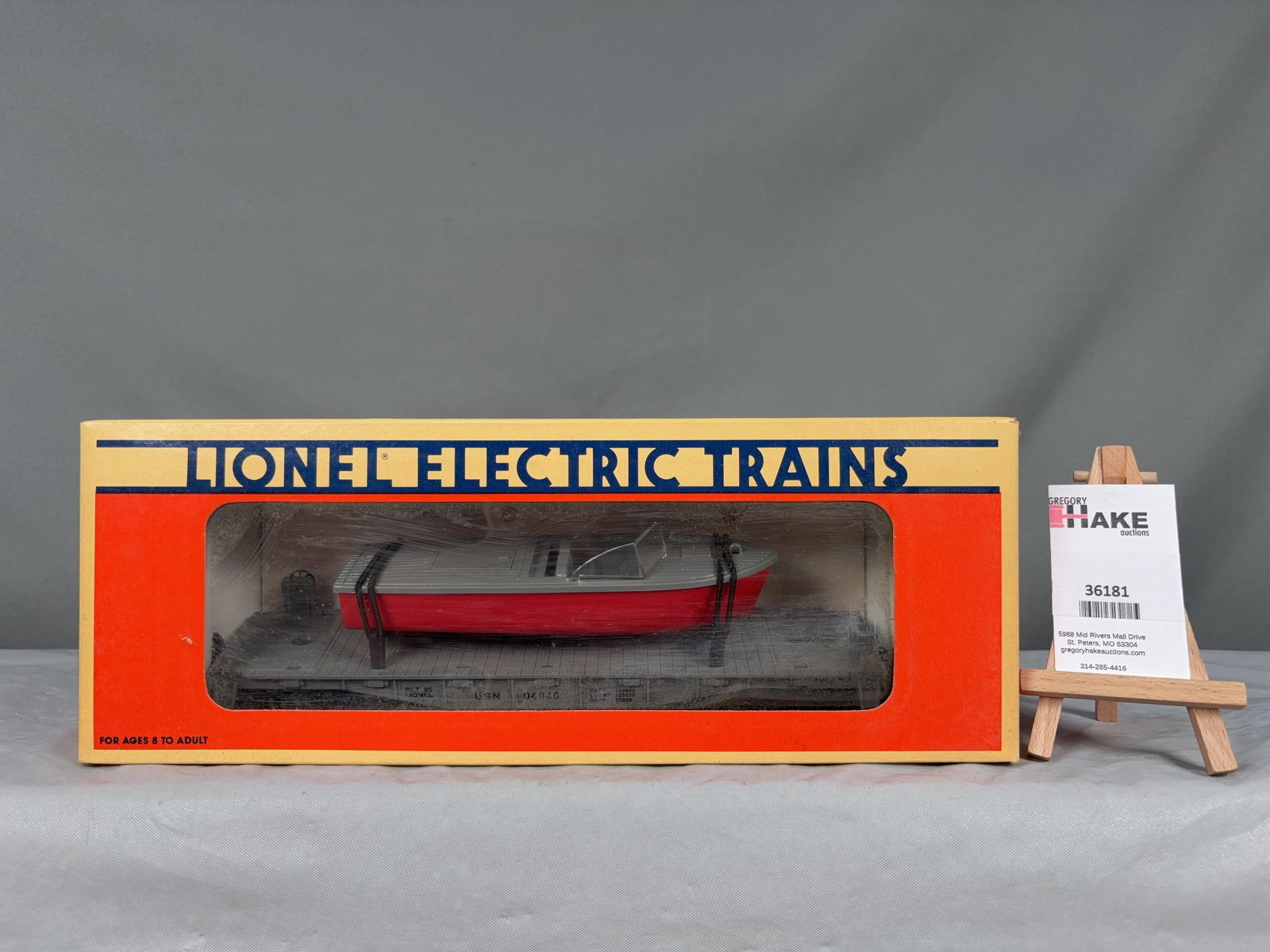 Lionel United States Navy Flatcar with Boat 16939 w/ OB - 2