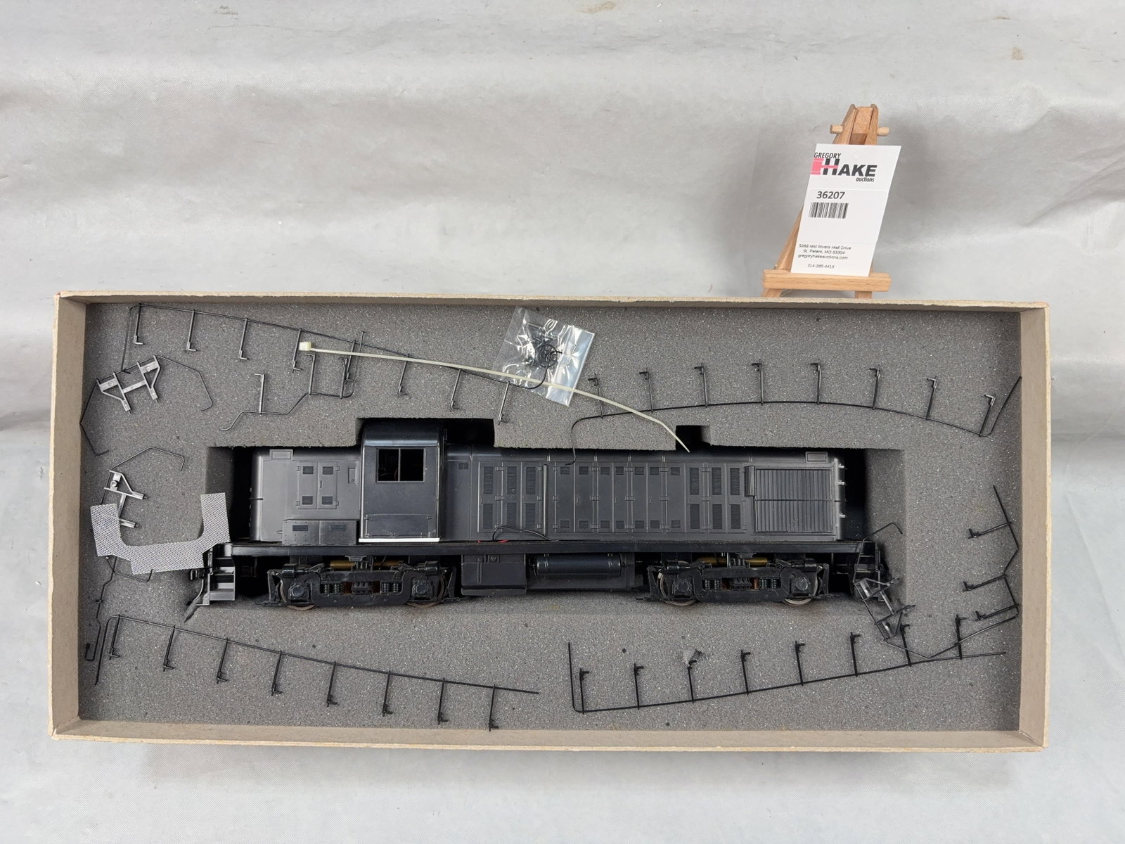 Weaver O Scale RS-3 Diesel Locomotive Undecorated 5000 w/OB - 2
