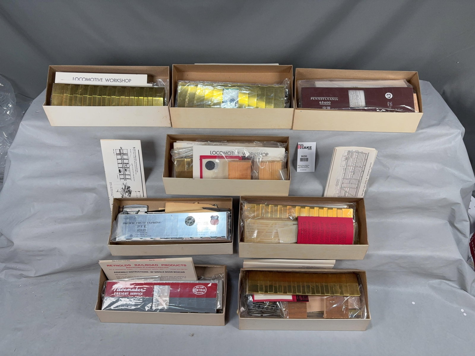 8 Athearn Kits w/OB's - 2