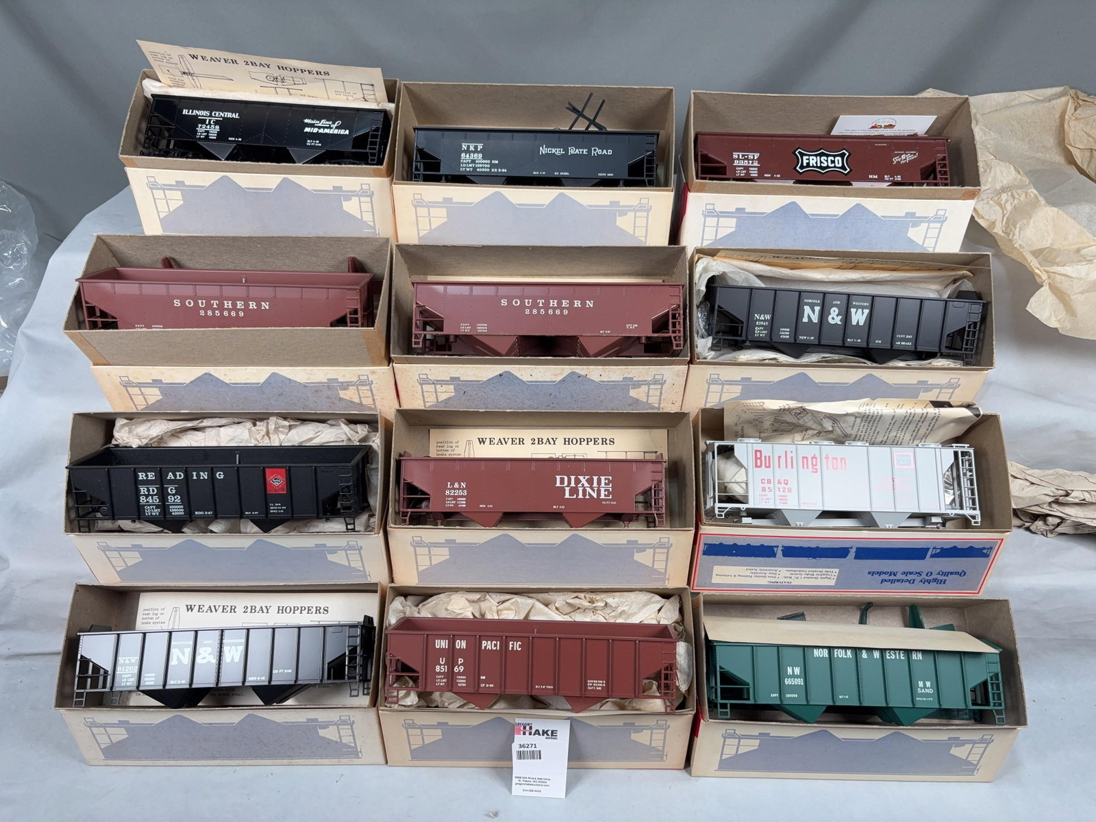 12 Weaver Hopper Car Kits w/OB's - 2