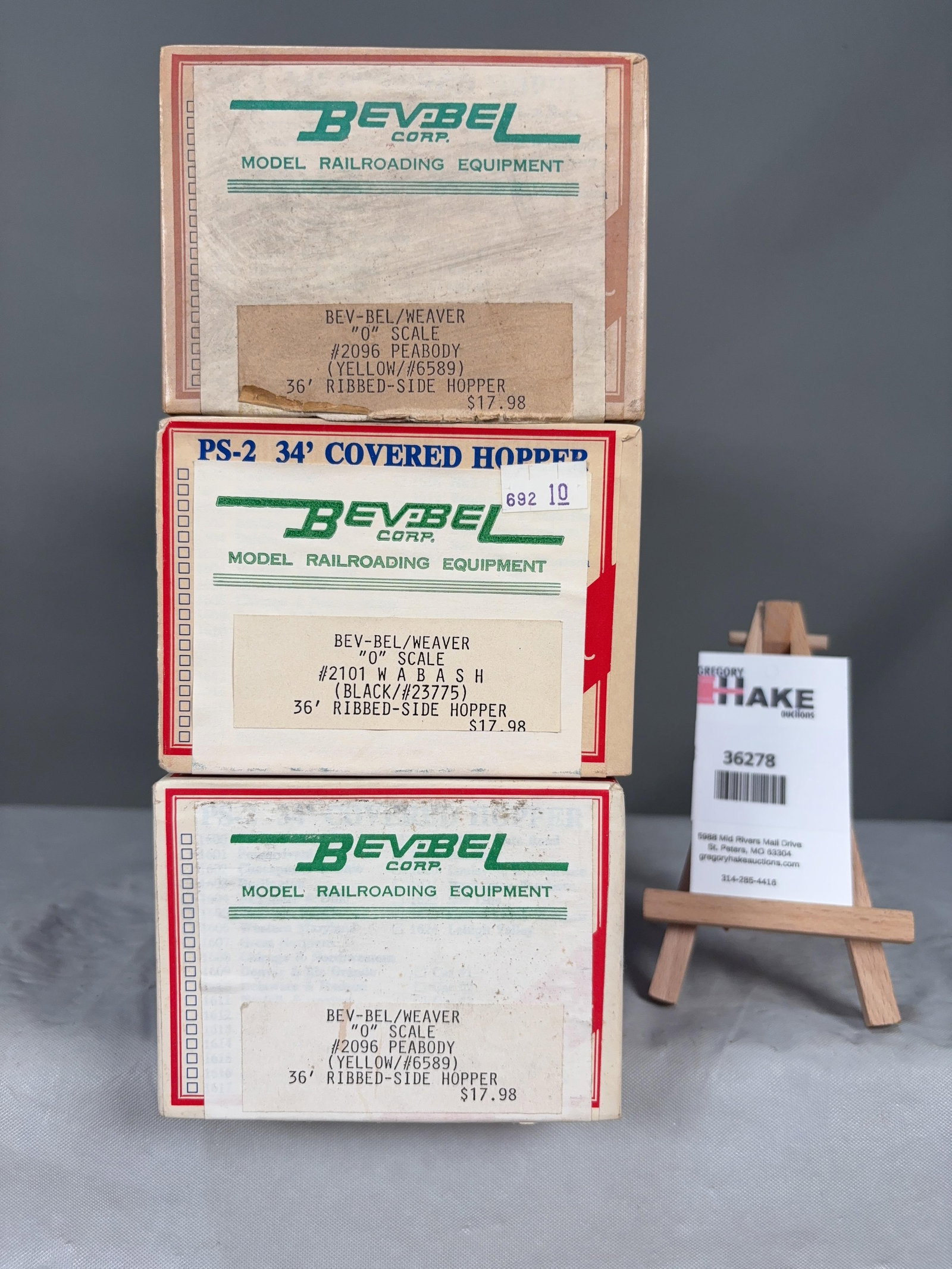 3 Bev-Bel/Weaver O Scale Ribbed Side Hopper Cars w/OB's: 3 Bev-Bel/Weaver O Scale Ribbed Side Hopper Cars w/OB's: 2 Peabody, 1 Wabas, w/ OB, C8 Size 10x4x10