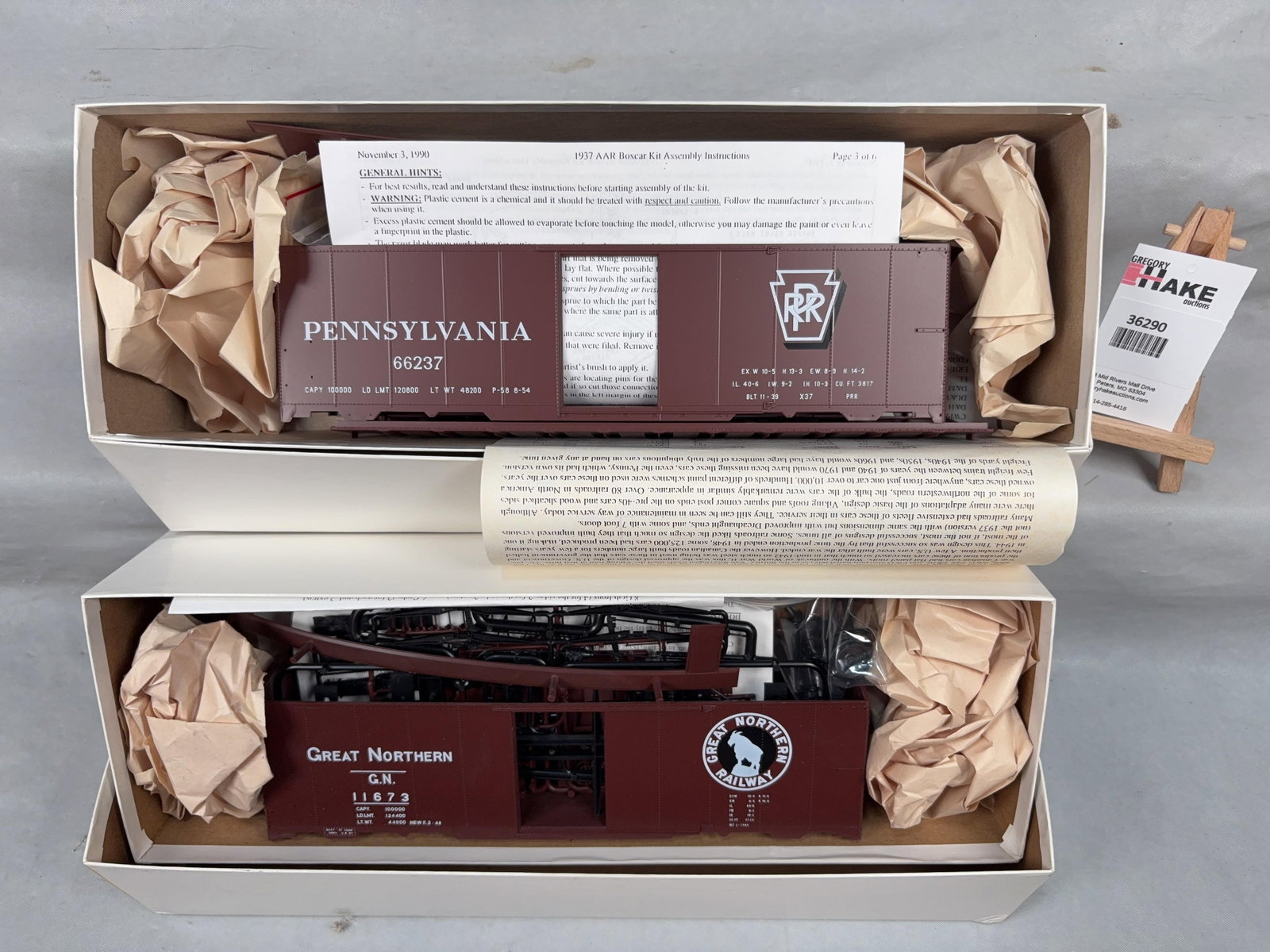 Innovative Model Works O Scale Pennsylvania & Great Northern Box Cars w/OB's - 2