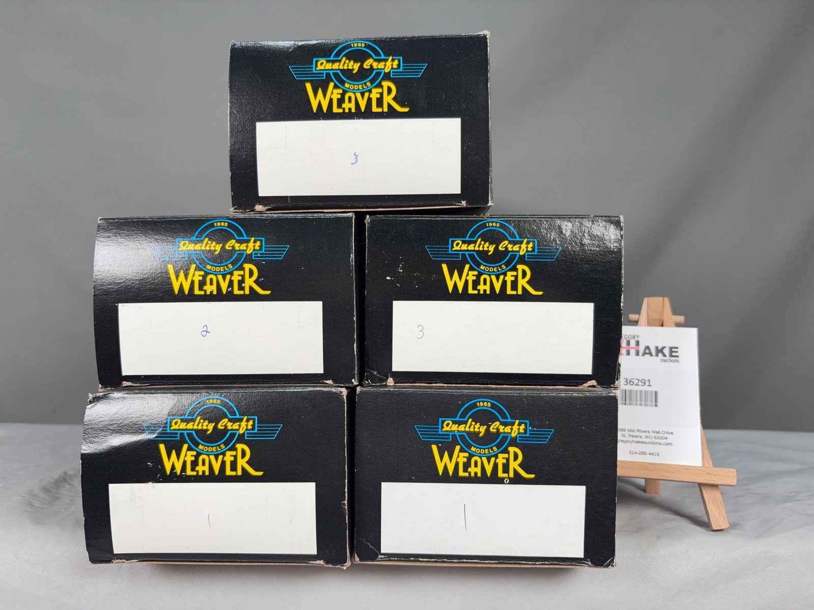 5 Weaver N&W Cars w/OB's: 5 Weaver N&W Cars w/OB's, C8. � Size 16x10x9