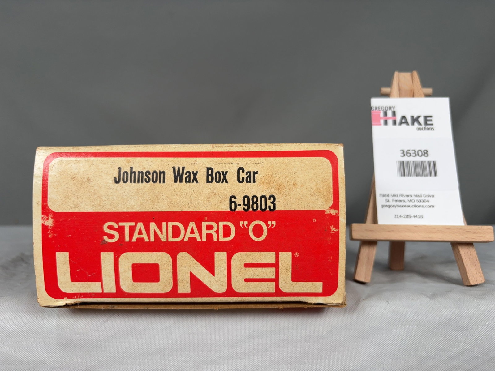 Lionel Johnson Wax Box Car 9803: Lionel Johnson Wax Box Car 9803, w/OB C9 � Size 15x6x3