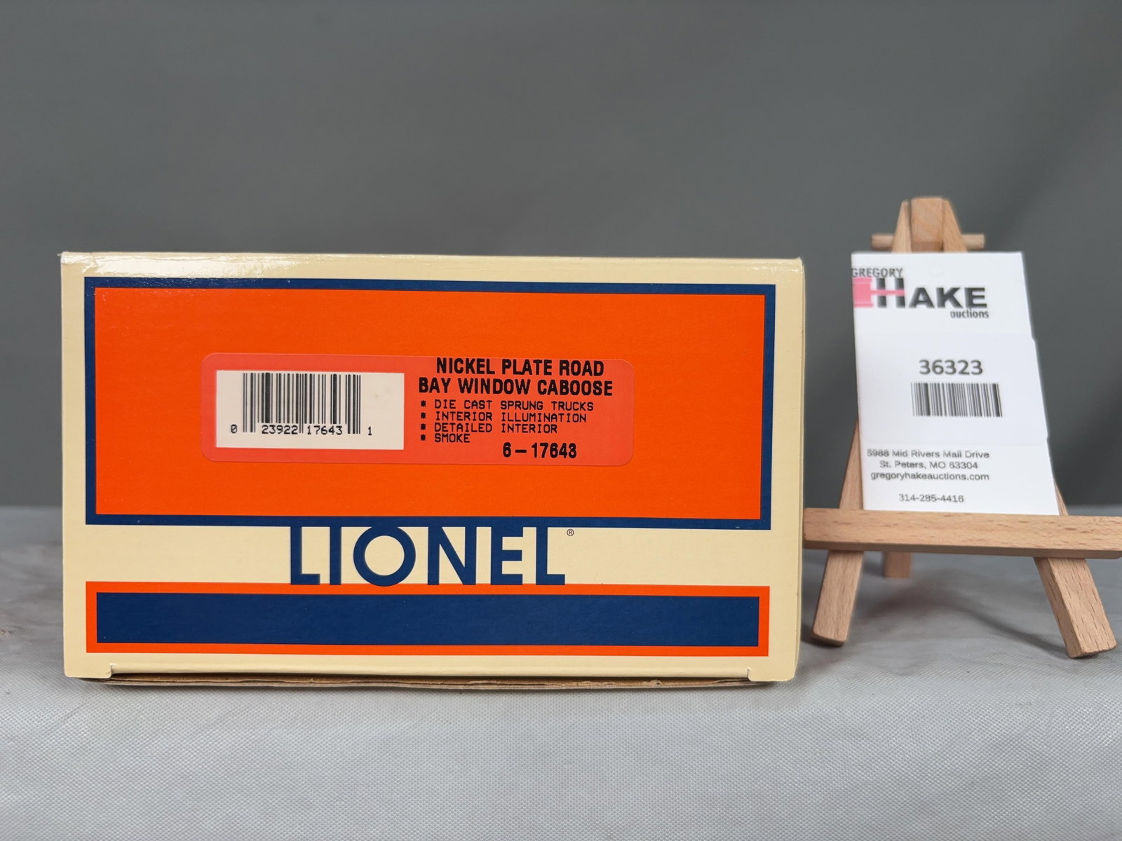 Lionel Nickel Plate Road Bay Window Caboose 17643: Lionel Nickel Plate Road Bay Window Caboose 17643, w/OB C9 � Size 15x6x4
