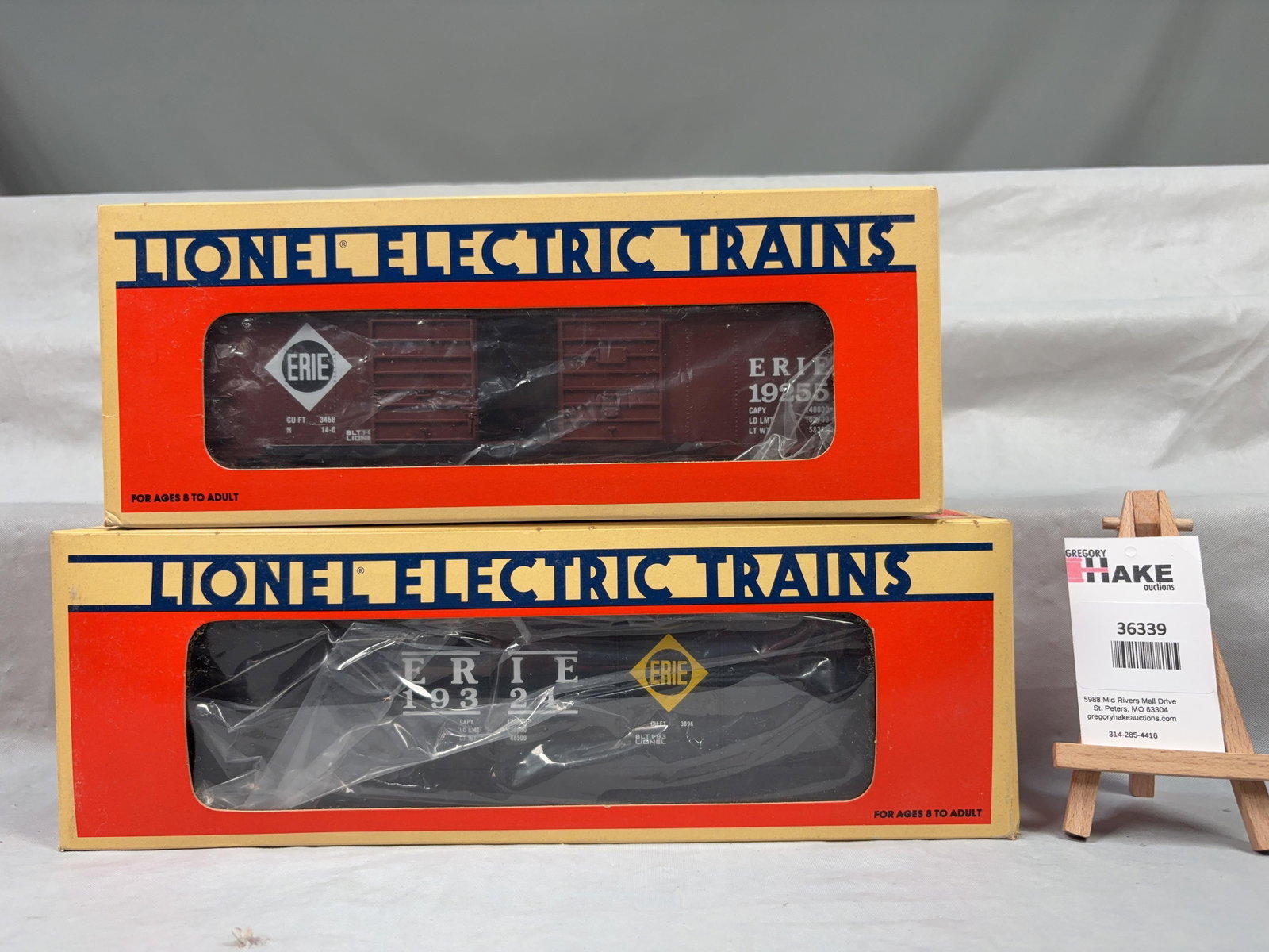 Lionel Erie Double Door Boxcar 19255 and Erie 4-Bay Hopper with Coal Load 19324 w/ OB - 2