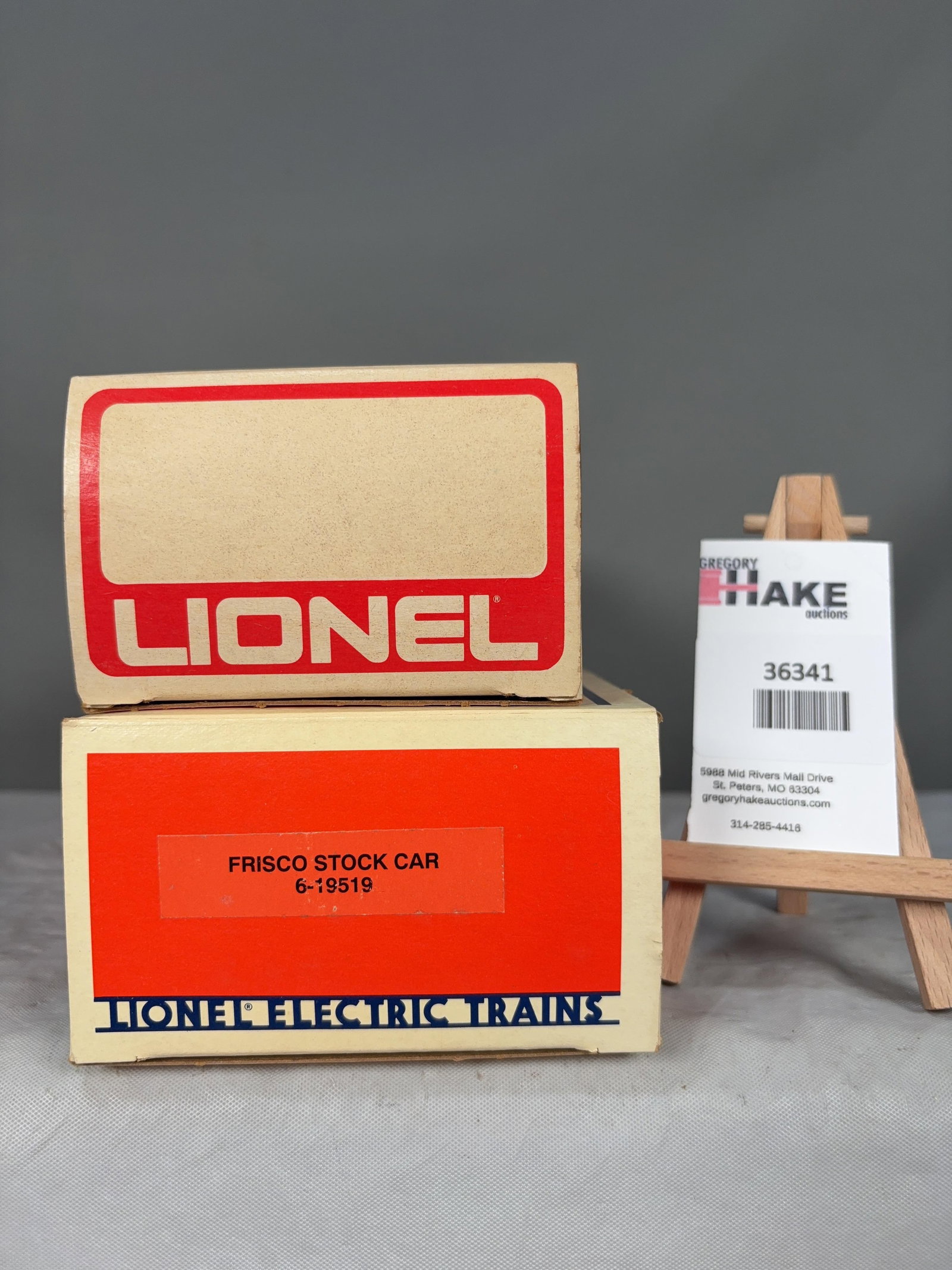 Lionel Monsanto Tank Car and Frisco Stock Car 19519 w/ OB (1 of 2)