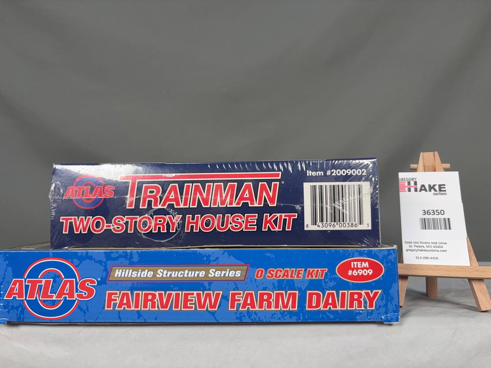 Atlas Trainman Two Story House Kit 2009002 and Fairview Farm Dairy 6909 w/OB's (1 of 3)