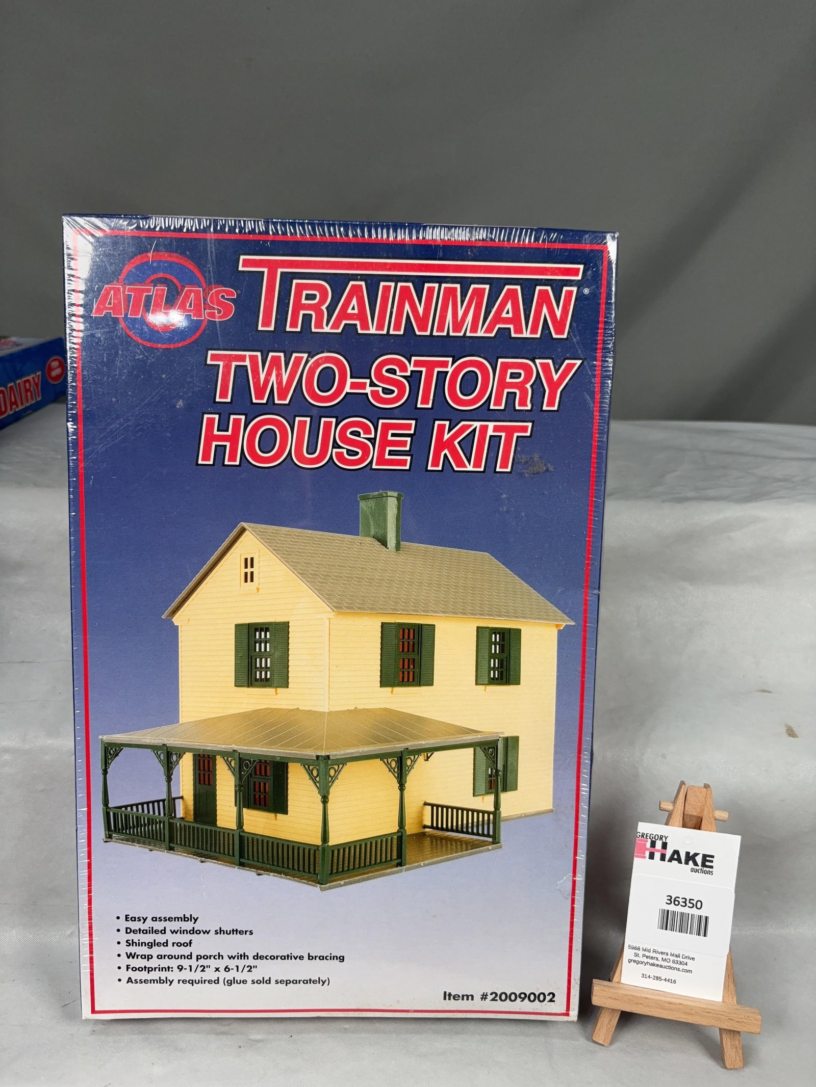 Atlas Trainman Two Story House Kit 2009002 and Fairview Farm Dairy 6909 w/OB's - 2