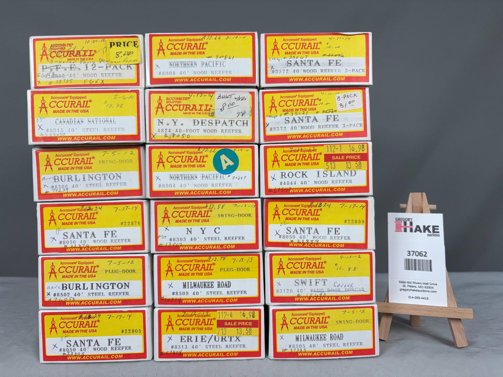 18 Accurail Freight Cars w/OB (1 of 2)