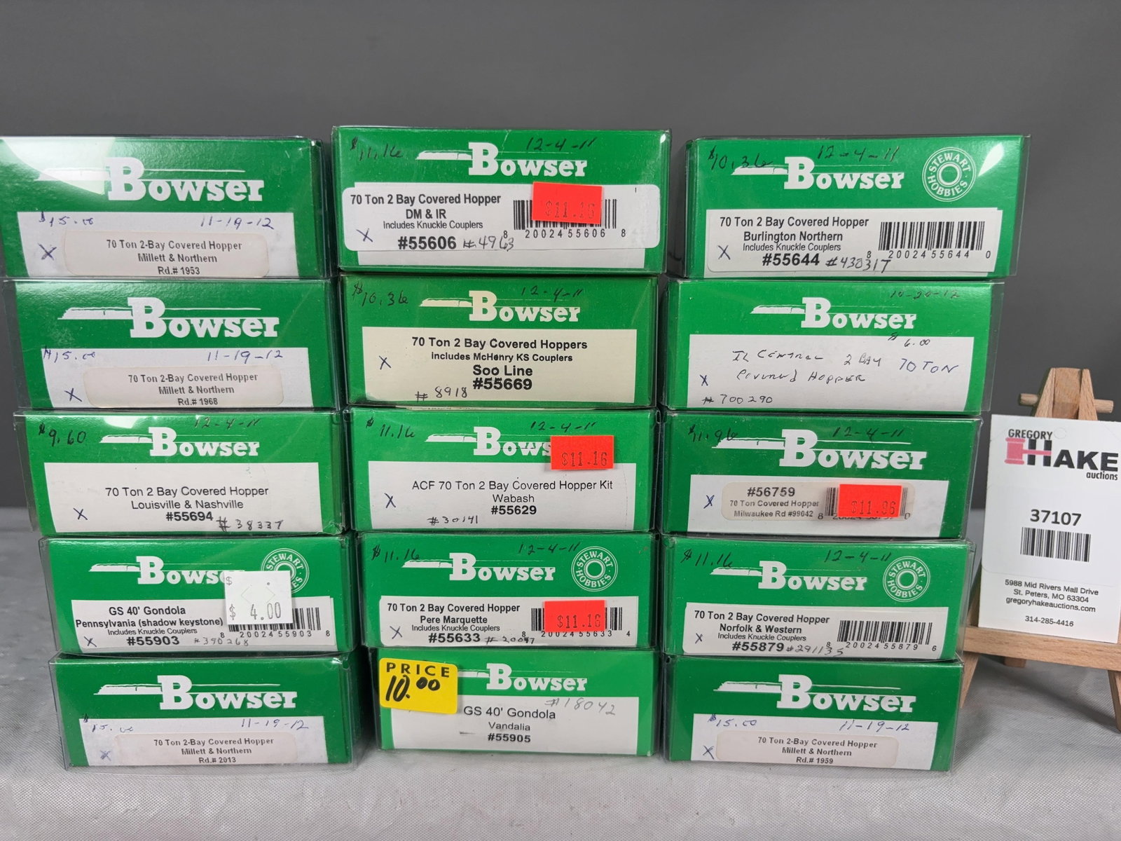 15 Bowser Hoppers & Gondolas w/OB: 15 Bowser Hoppers & Gondolas w/OB.� Please see Photos for details. � Size 8x12x8