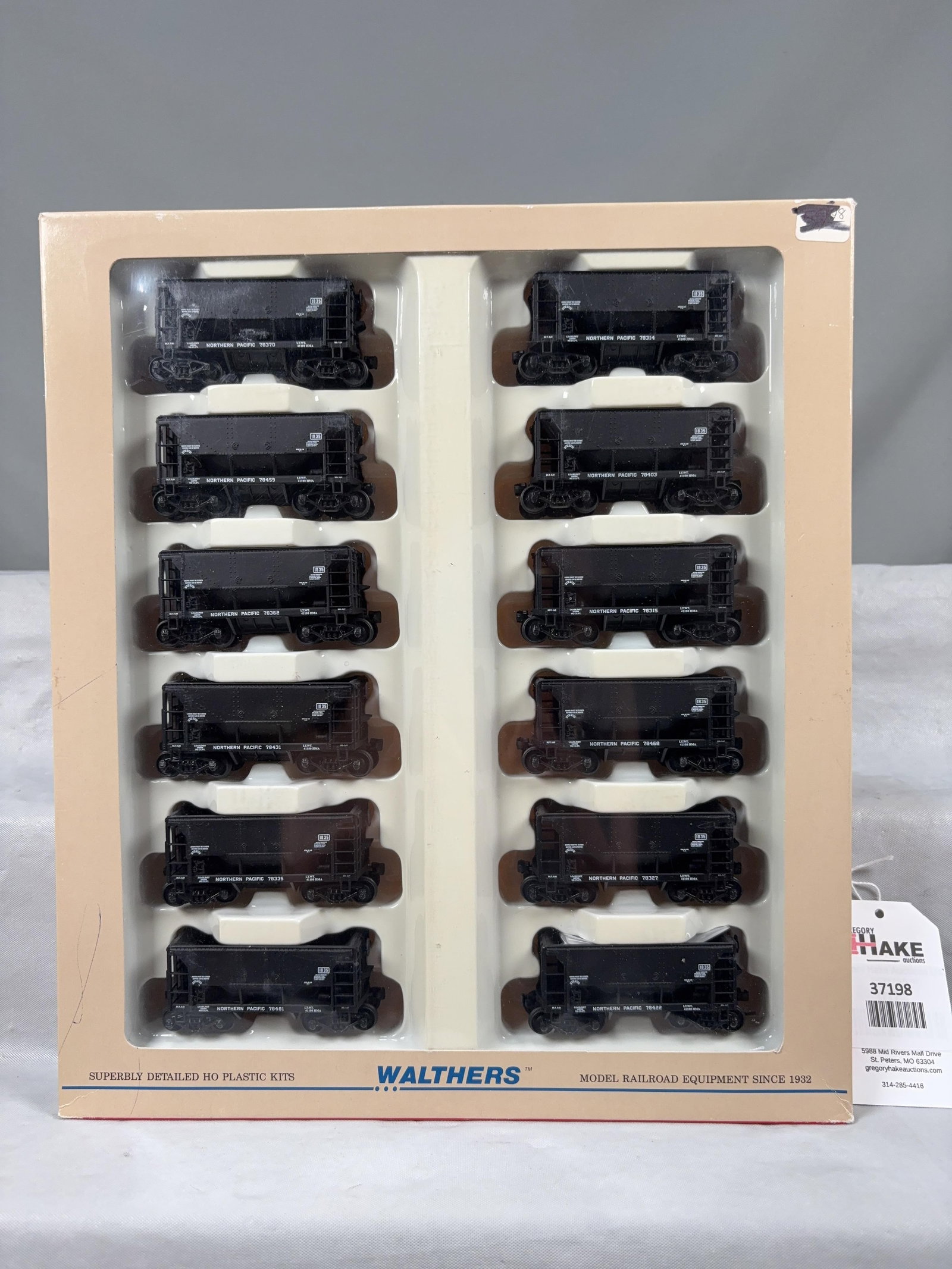 Walthers 12-Pack Ore Cars Northern Pacific 932-4465 w/OB - 2
