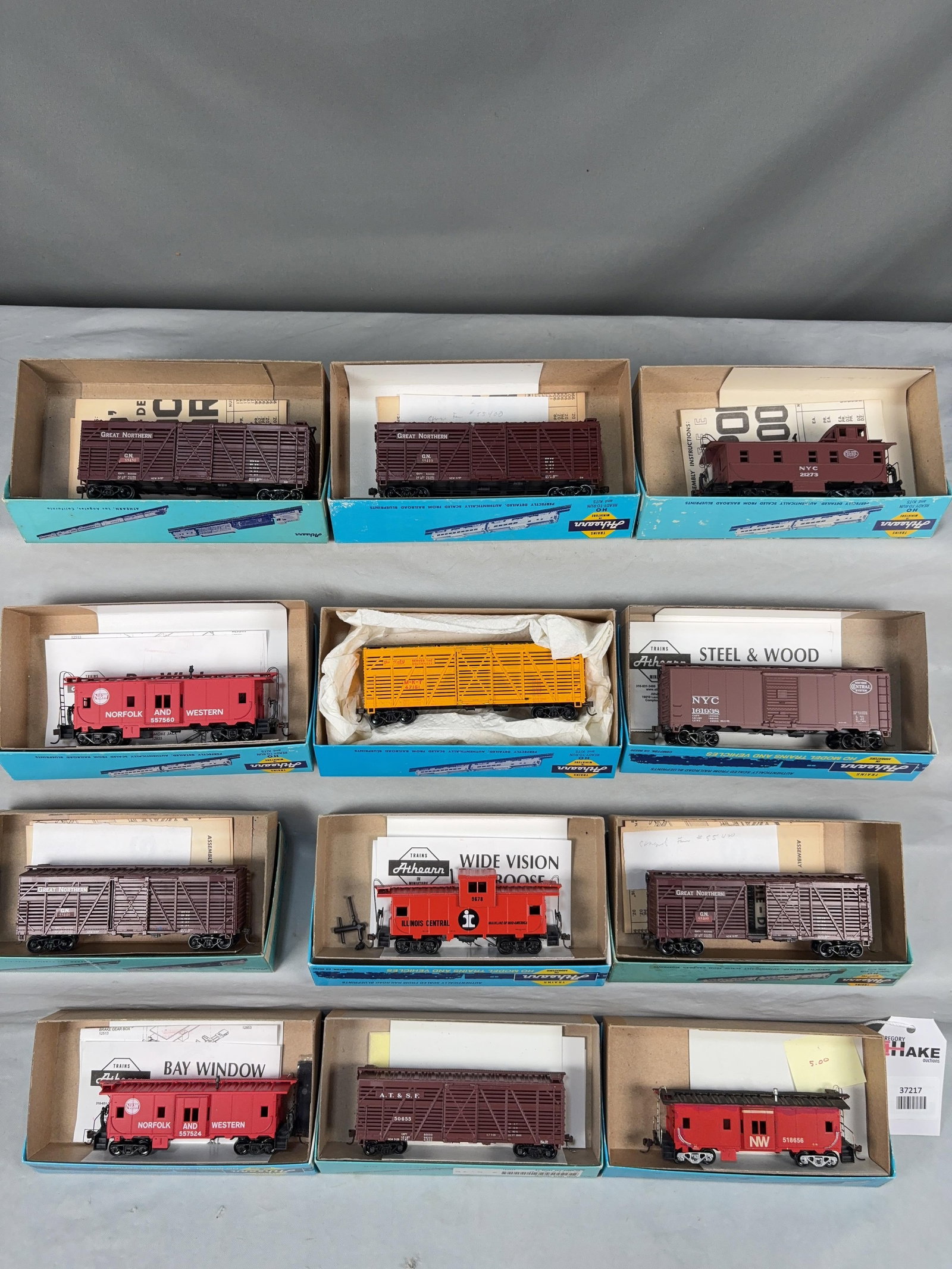 12 Athearn Freight Cars w/OB - 2