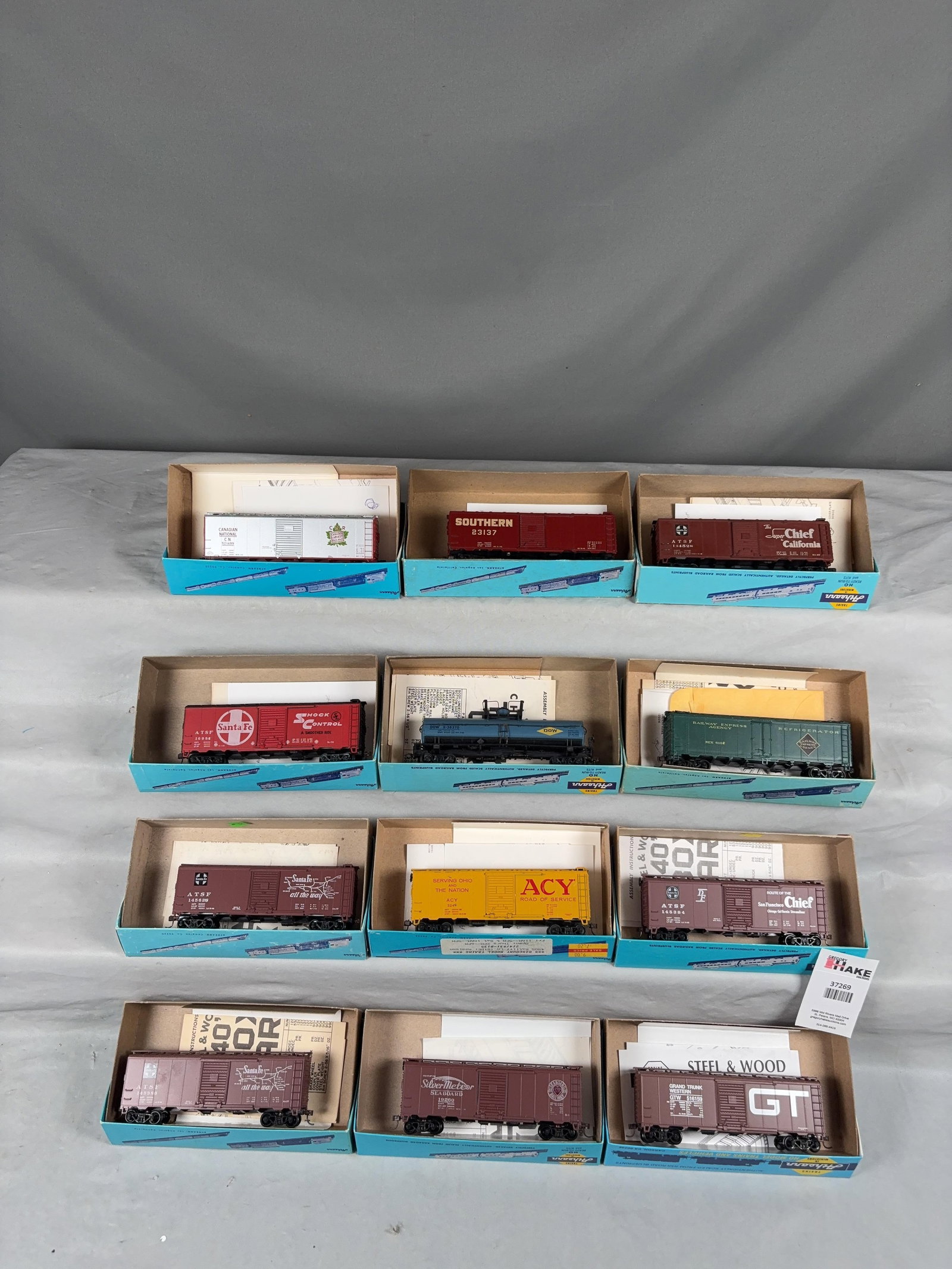 12 Athearn Freight Cars w/OB - 2