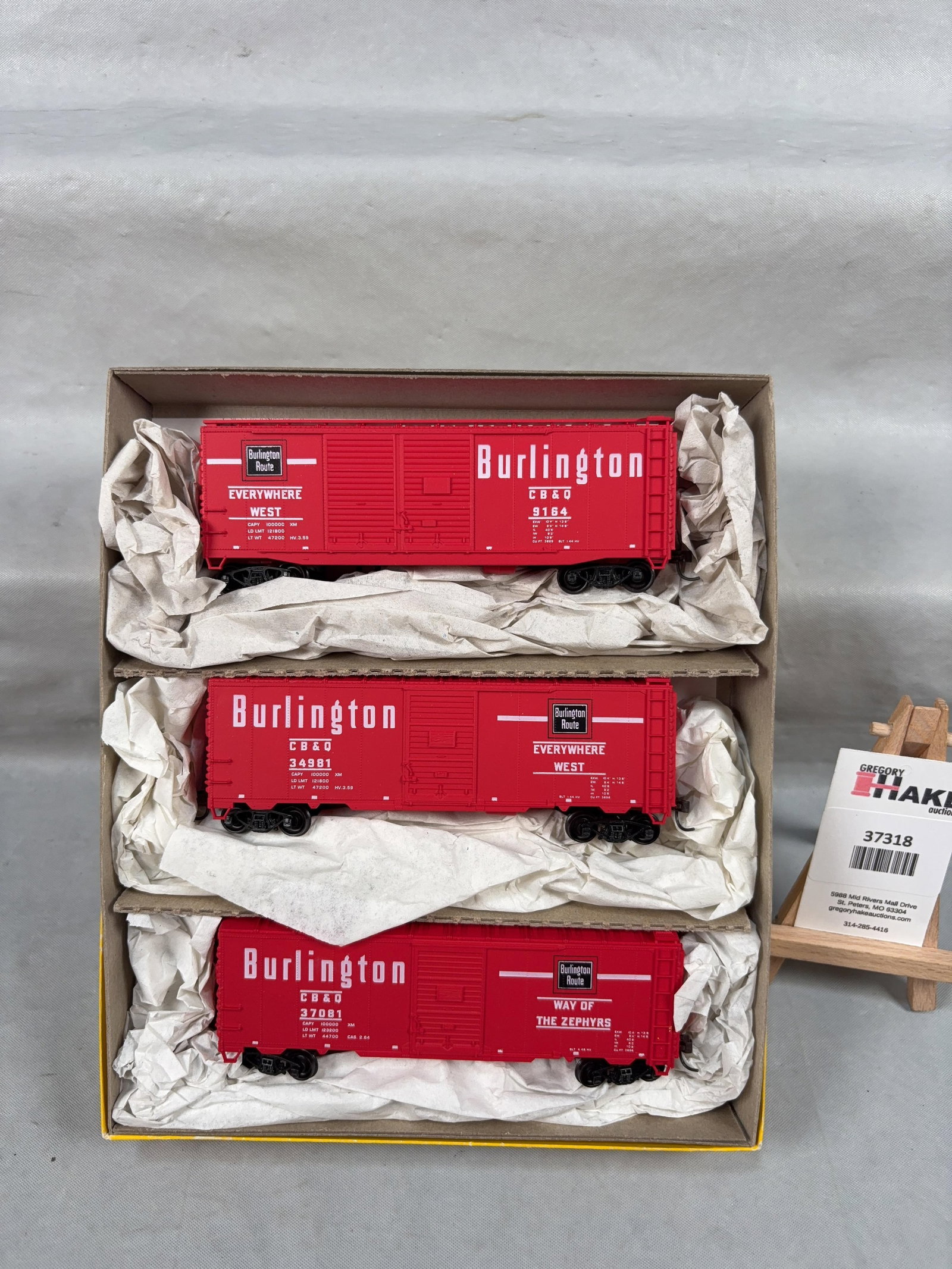 Accurail Burlington Boxcars 3-Pack #3313 w/OB - 2