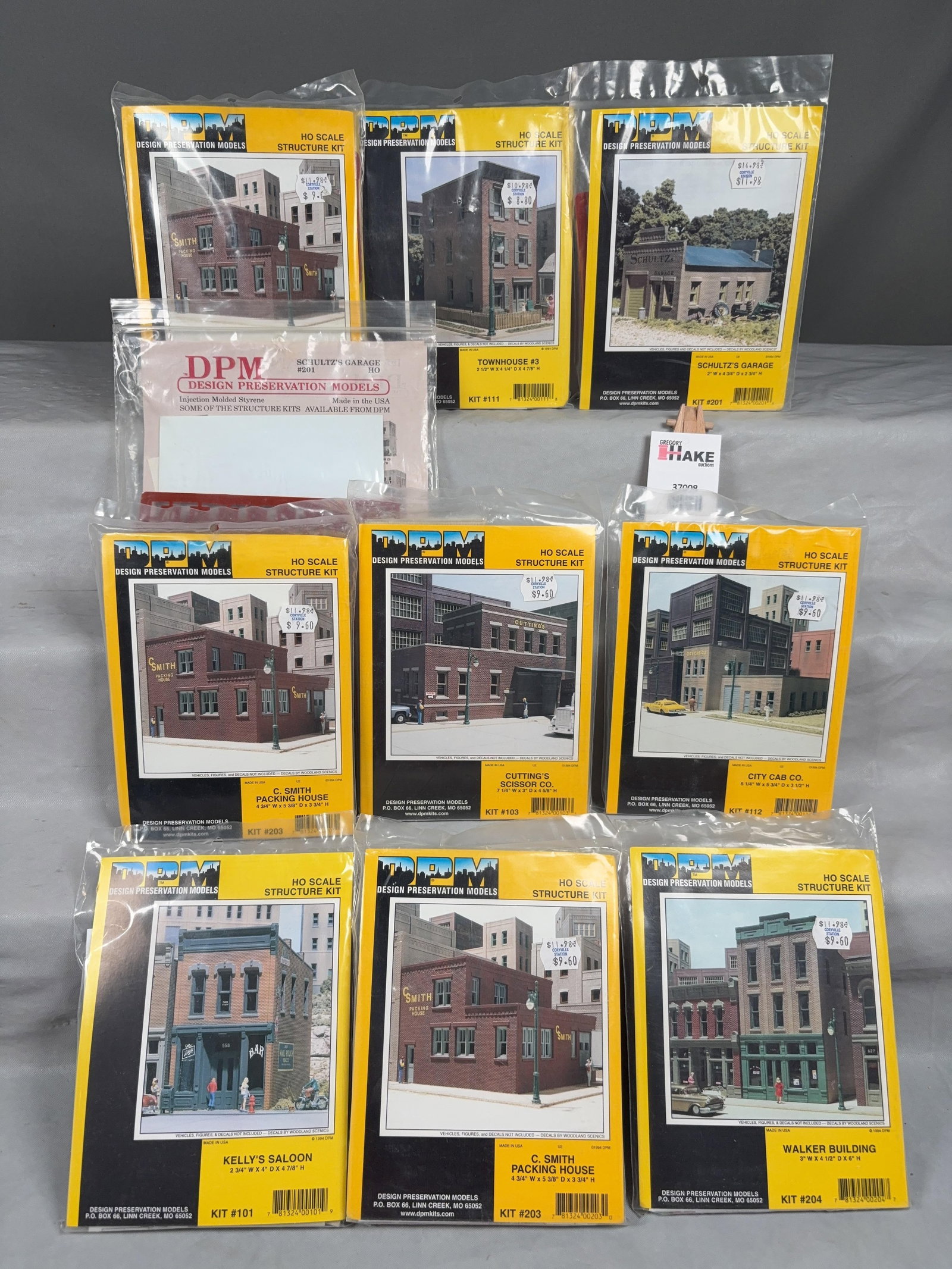 Lot of 10 Design Preservation Models HO Scale Structure Kits. (1 of 2)