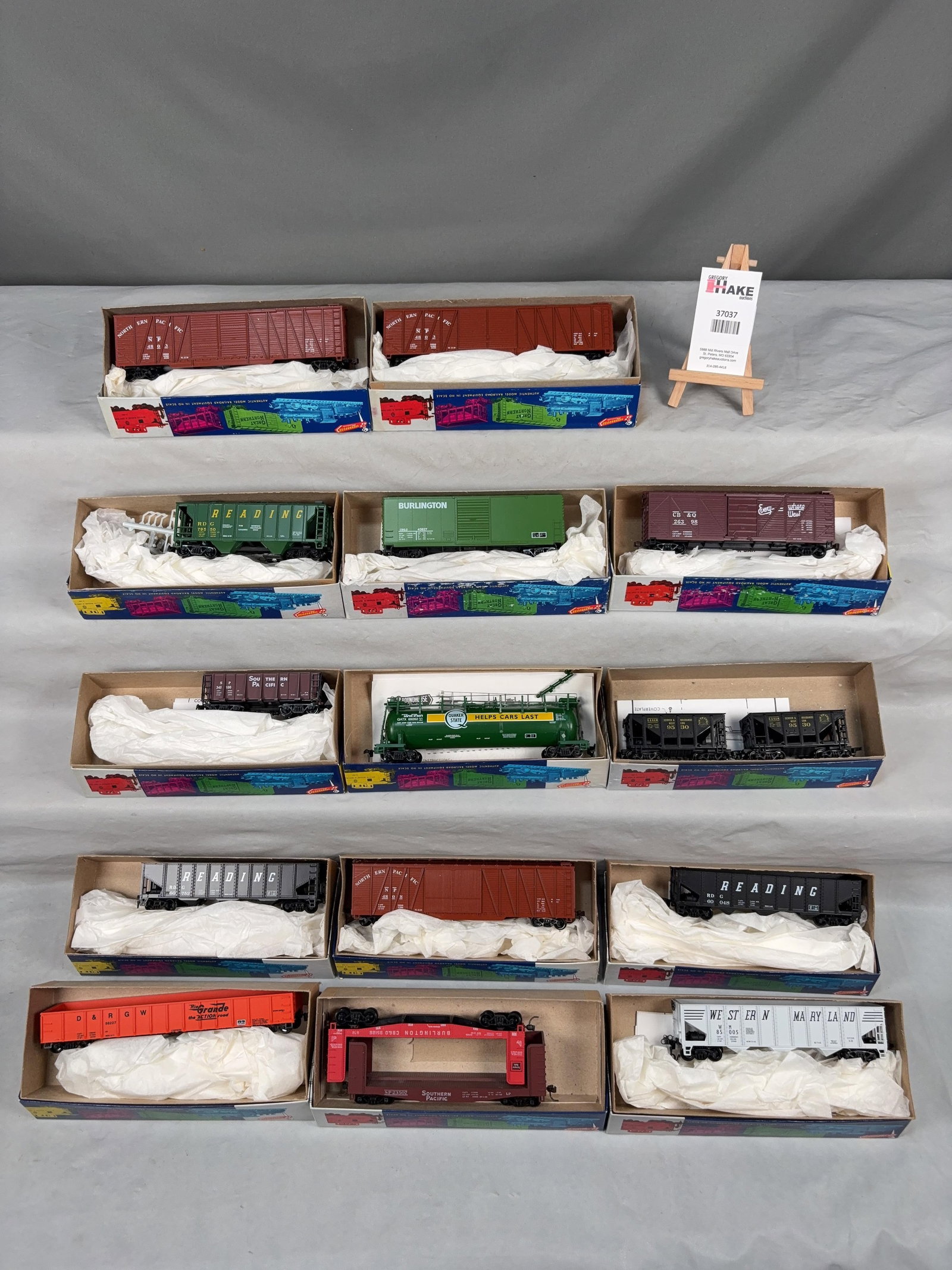14 Roundhouse Freight Cars w/OB.� - 2