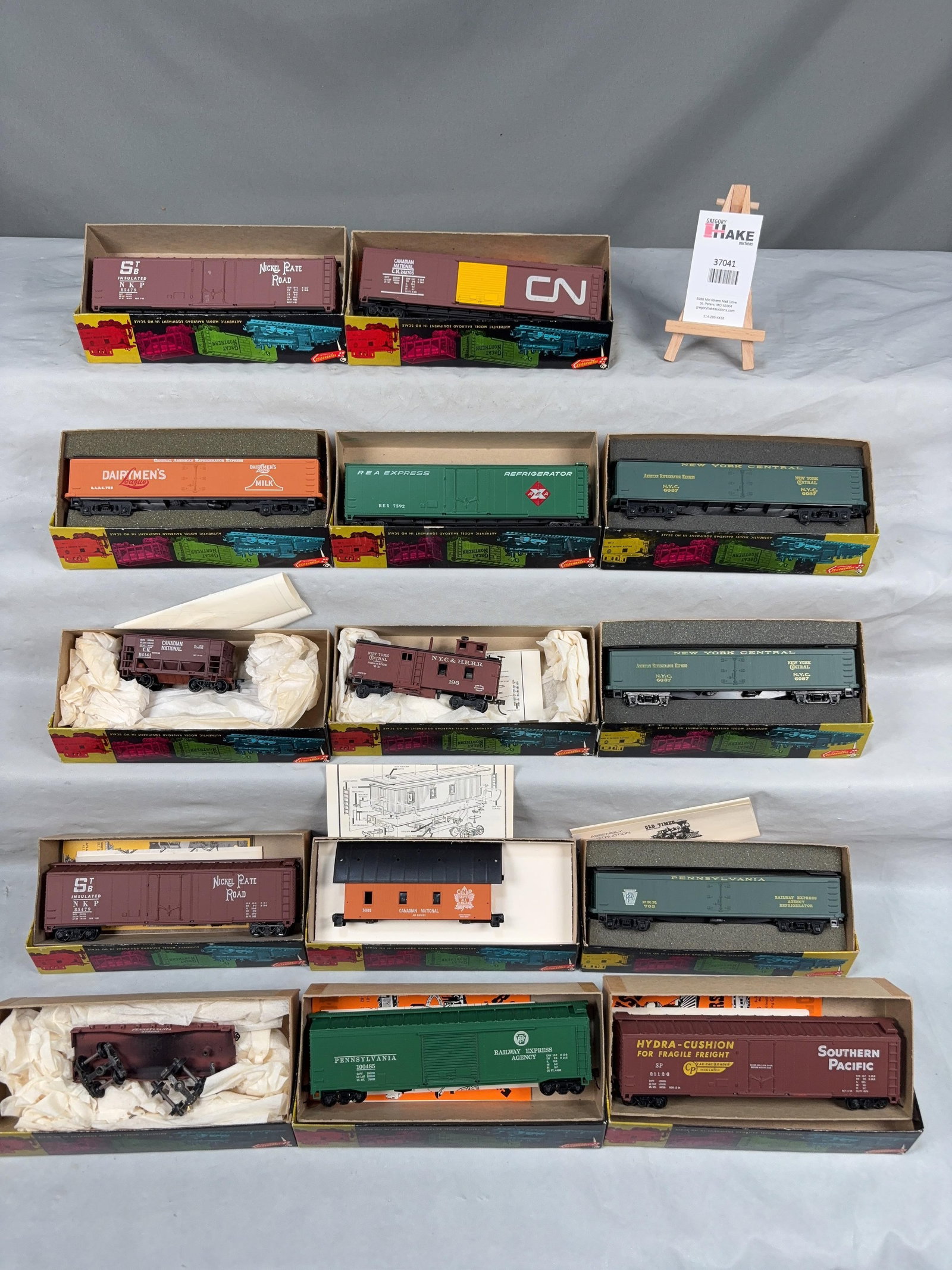 14 Roundhouse Freight Cars w/OB.� - 2