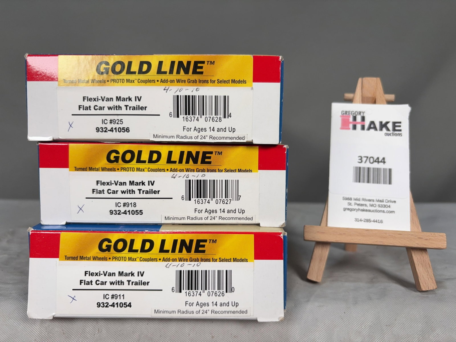 3 Walthers Gold Line Flat Cars w/ Trailers 932-41056, 932-41055, 932-41054 w/OB: 3 Walthers Gold Line Flat Cars w/ Trailers 932-41056, 932-41055, 932-41054 w/OB, C9. � Size 15x5x5