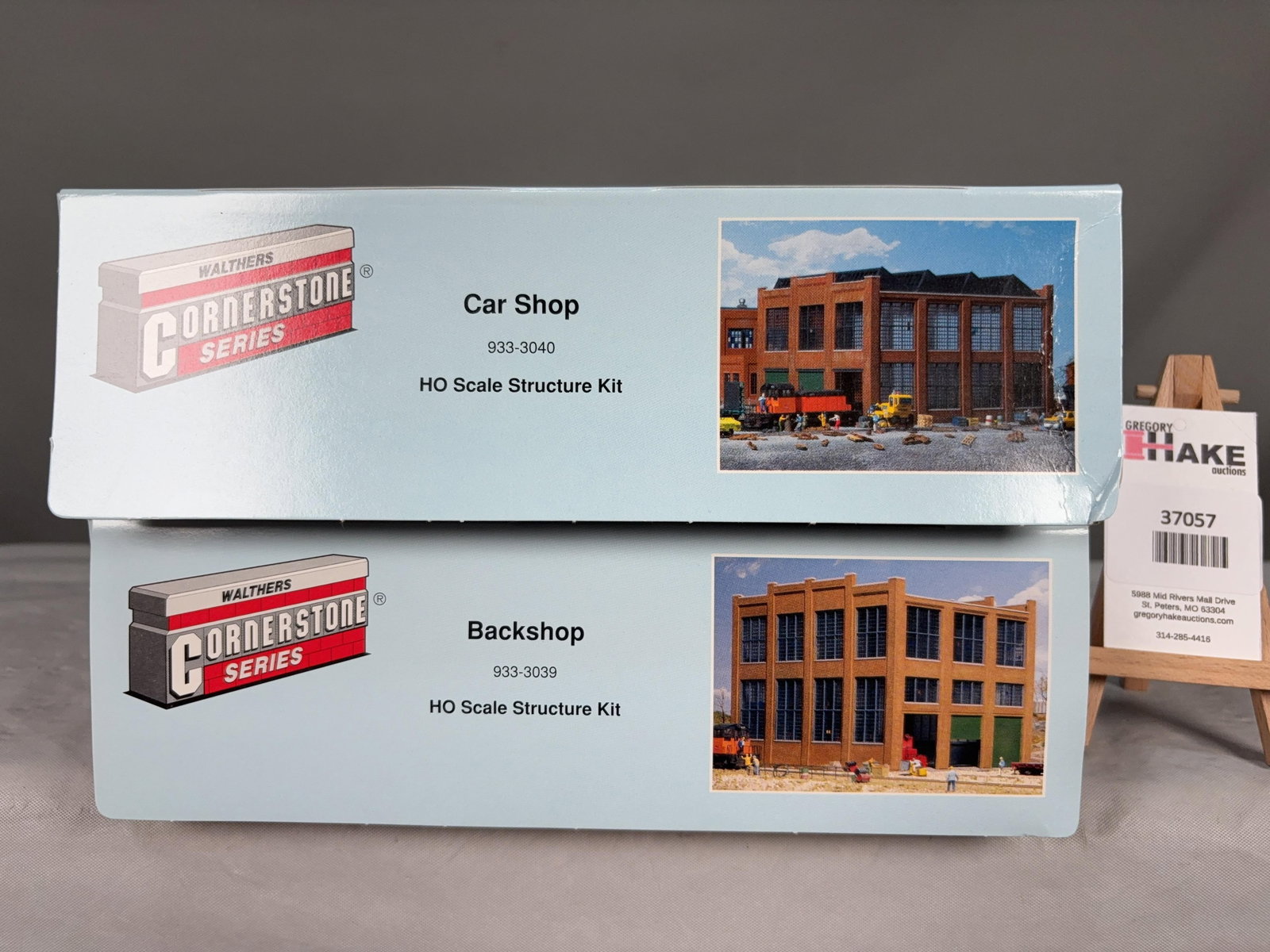 2 Walthers Cornerstone Series Structure Kits Car Shop 933-3040, Backshop 933-3039 w/OB: 2 Walthers Cornerstone Series Structure Kits Car Shop 933-3040, Backshop 933-3039 w/OB, C9. Size 15x11x7