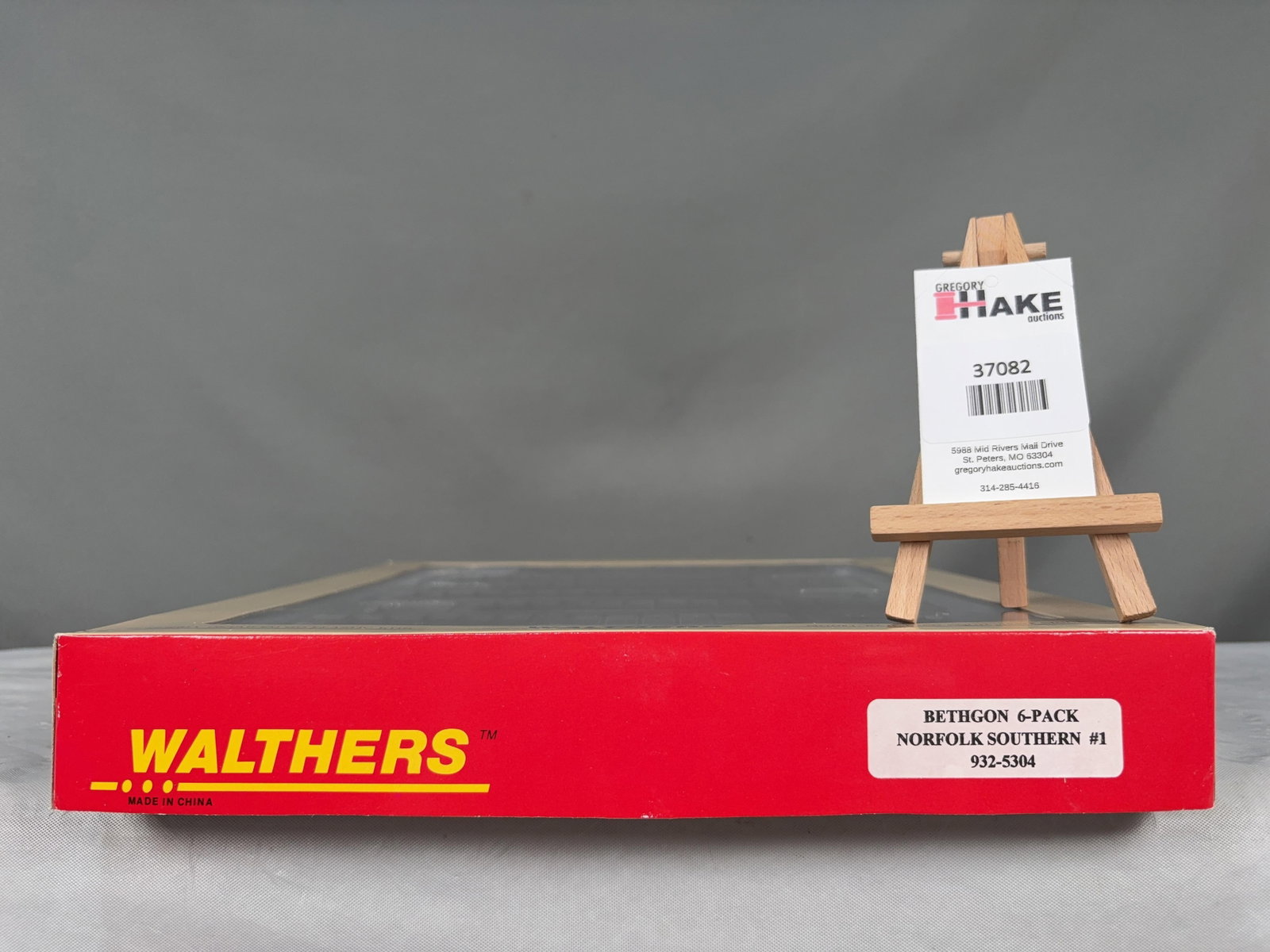 Walthers Bethgon 6 Pack Norfolk Southern #1 Freight Cars 933-5304: Walthers Bethgon 6 Pack Norfolk Southern #1 Freight Cars 933-5304, C9. � Size 14x12x2