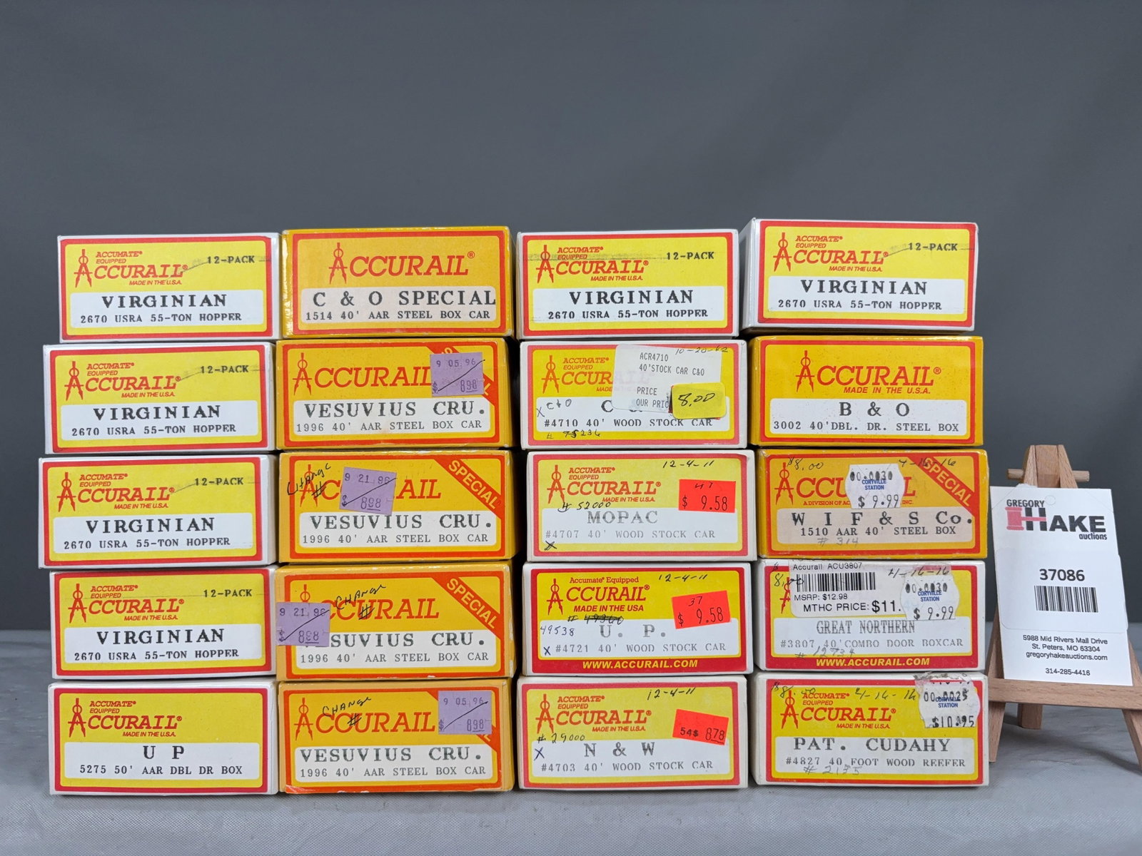 20 Accurail Freight Cars w/OB. (1 of 2)