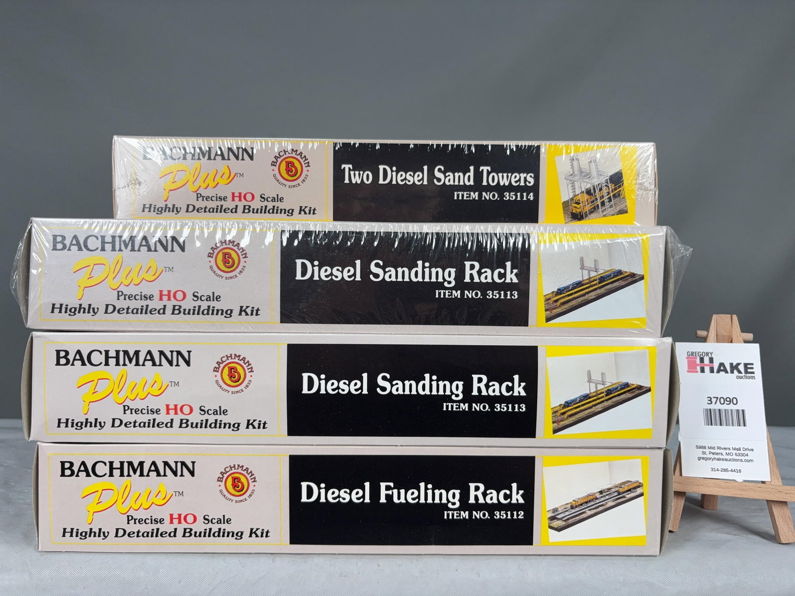 4 Bachmann Plus Building Kits w/OB - 2