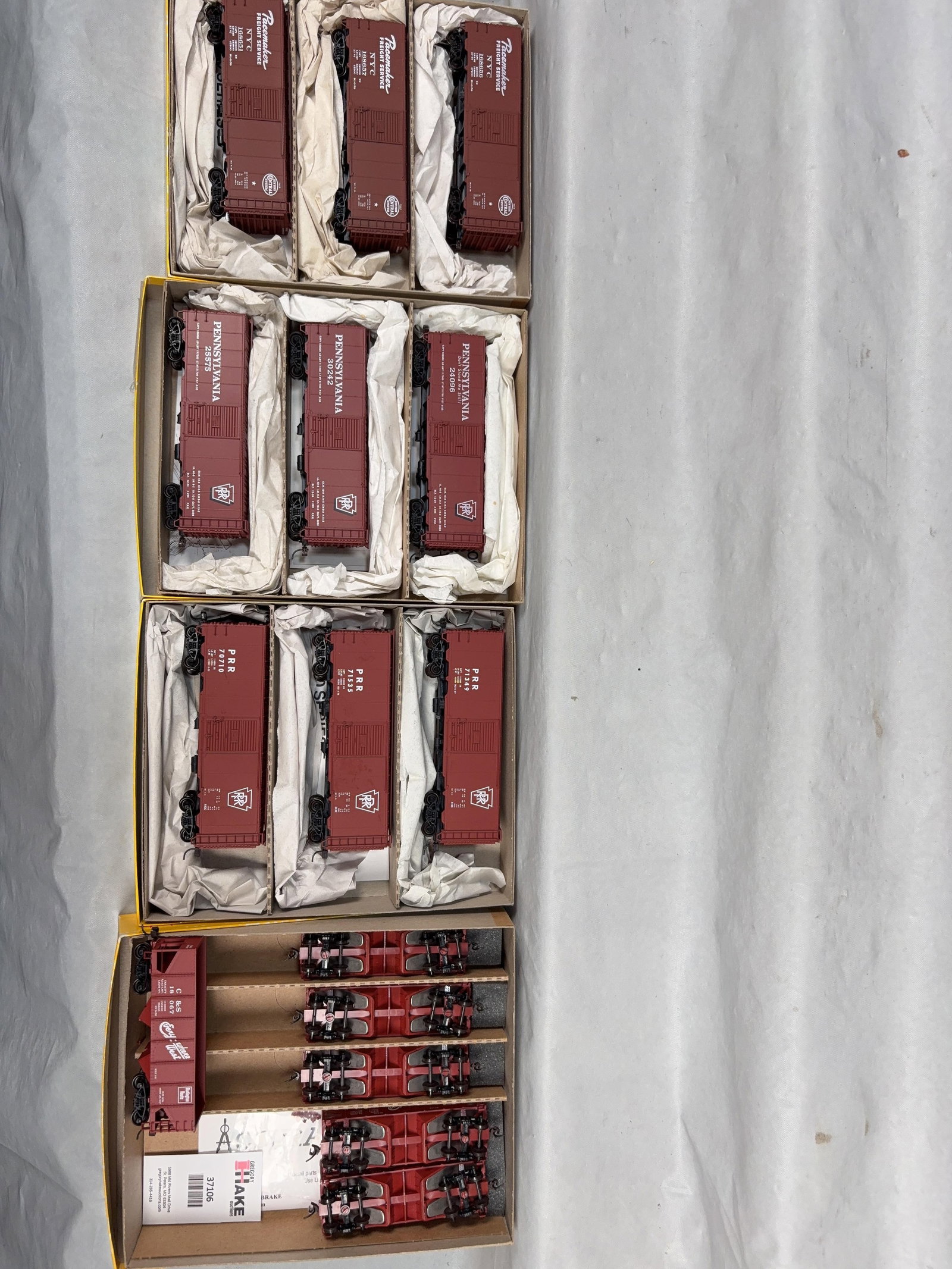 4 Accurail Freight Car Sets w/OB - 2