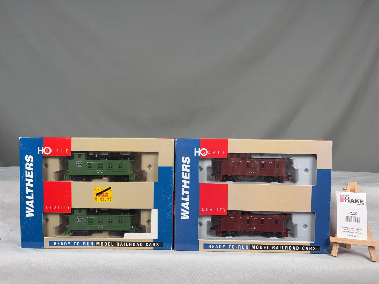 2 Walthers Caboose 2-Packs Wabash 932-27505 & CBQ 932-27567 w/OB - 2
