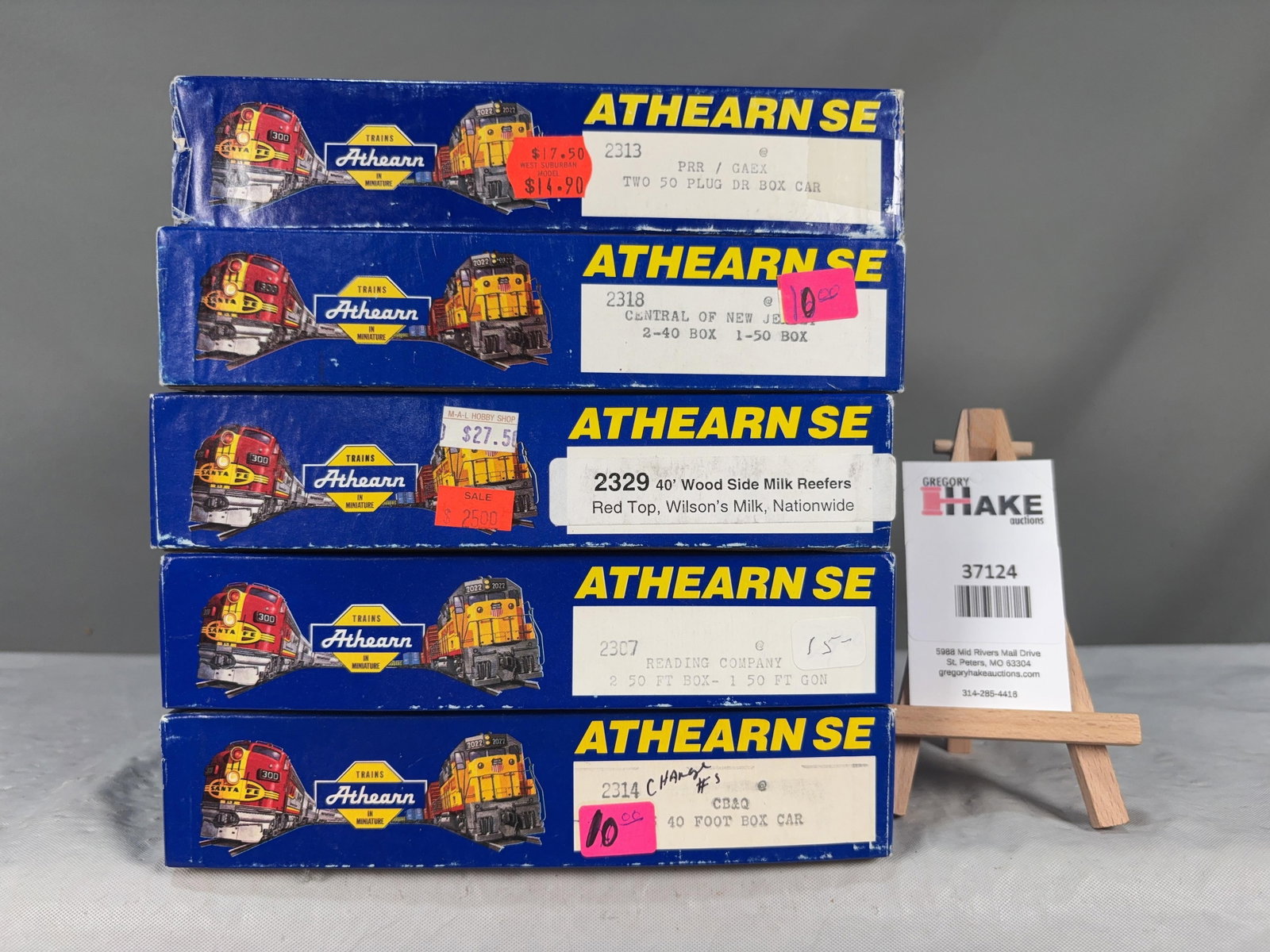 5 Athearn Reefer & Box Cars Sets w/OB: 5 Athearn Reefer & Box Cars Sets w/OB.� Please see Photos for details. � Size 11x8x8