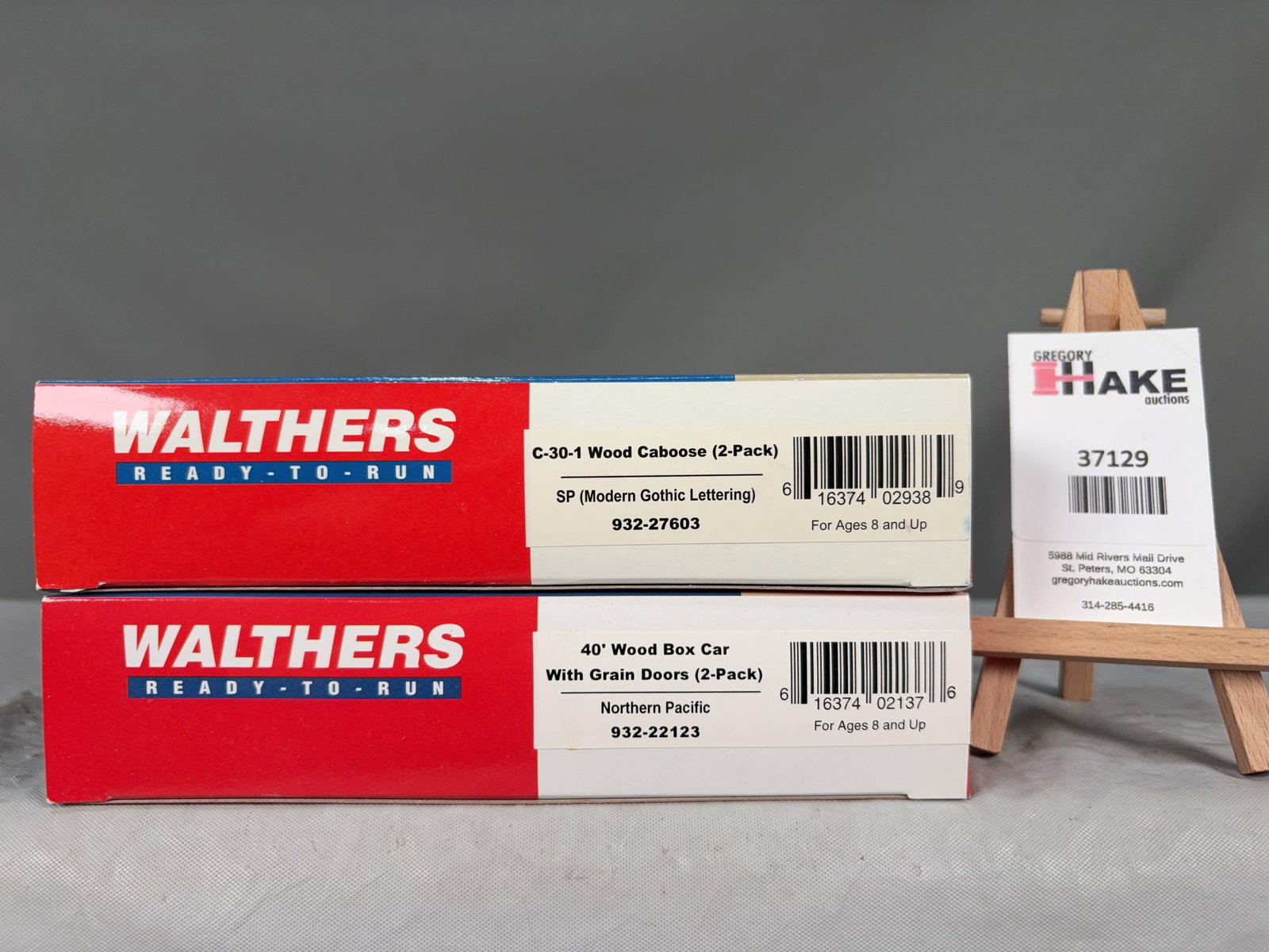 Walthers Box Car Northern Pacific 932-22123 and Caboose SP 932-27603 2-Packs w/OB: Walthers Box Car Northern Pacific 932-22123 and Caboose SP 932-27603 2-Packs w/OB, C9. � Size 11x8x4
