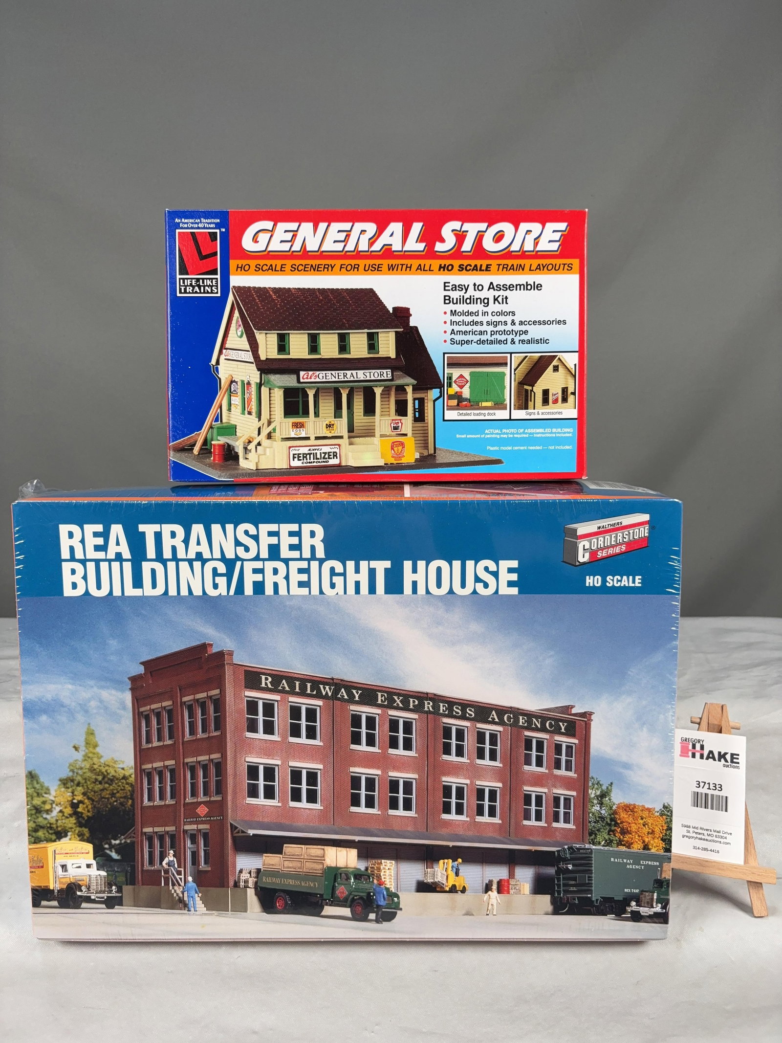 Proto 2000 Series, Life-Like Trains & Walthers Cornerstone Series Building Structure Kits w/OB - 2