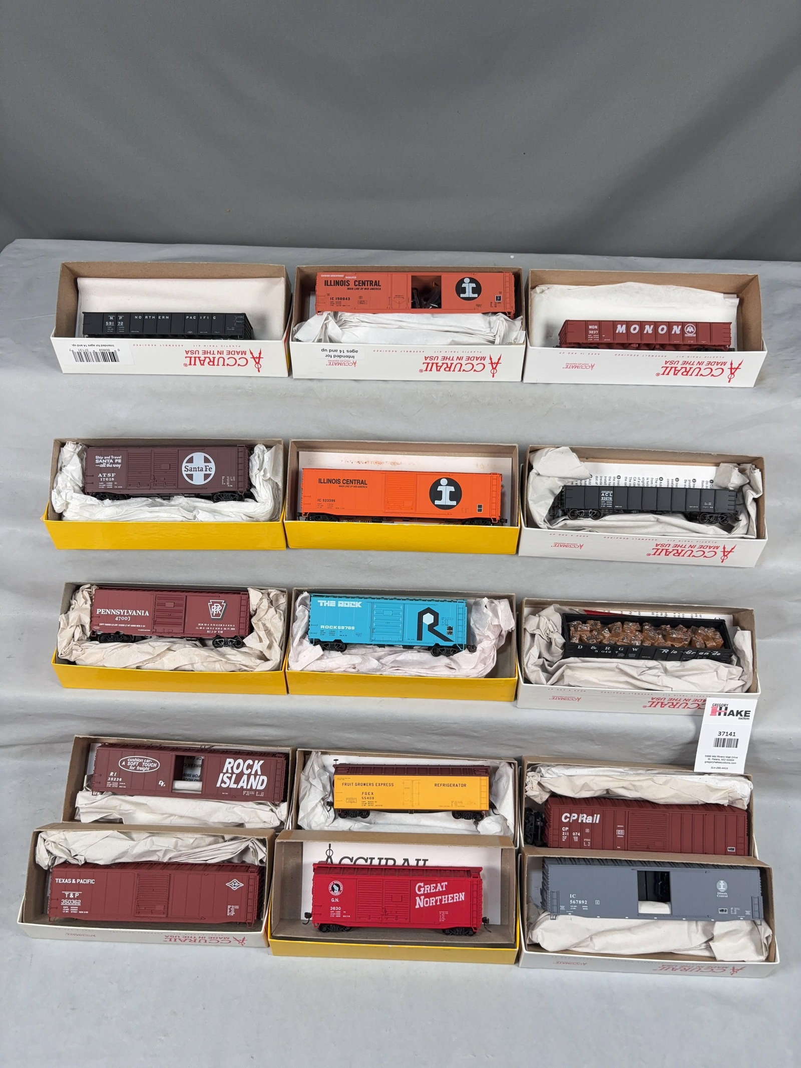 15 Accurail Freight Cars w/OB. - 2