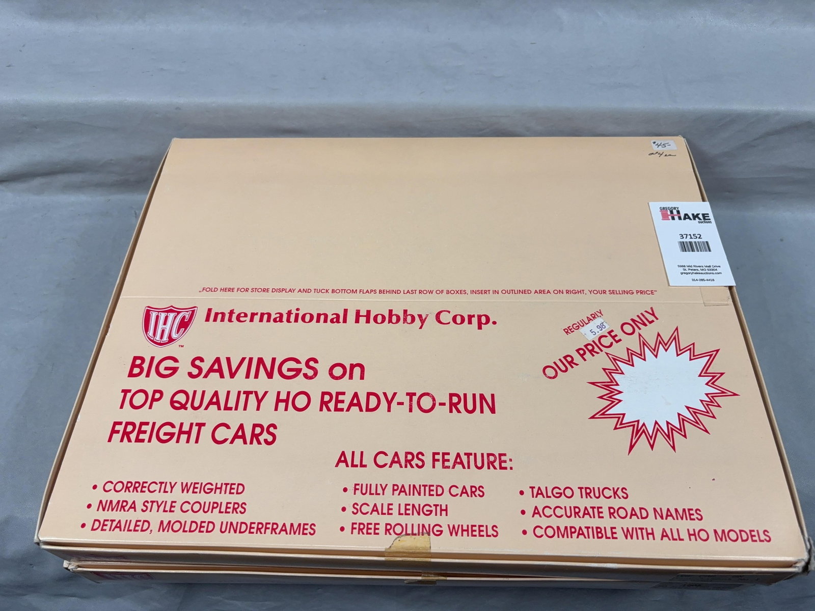 2 IHC Ore Car & Stock Car 12-Packs w/OB - 4