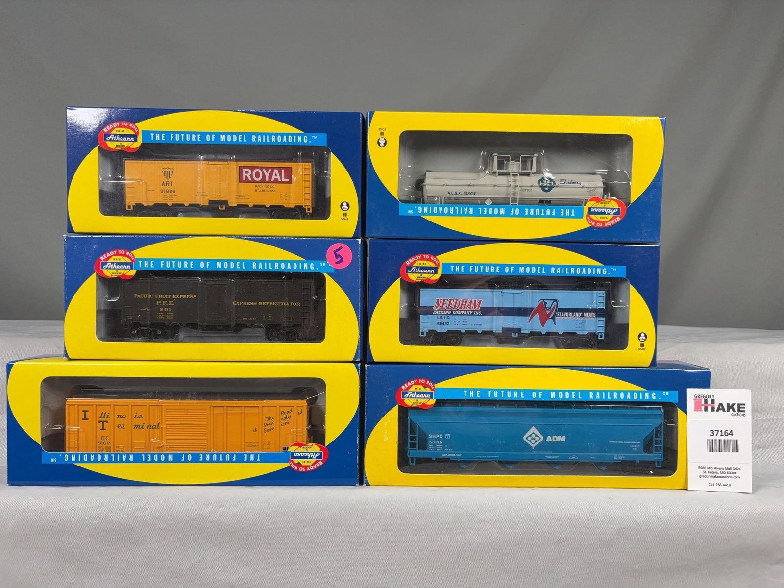 6 Athearn Freight Cars w/OB - 2