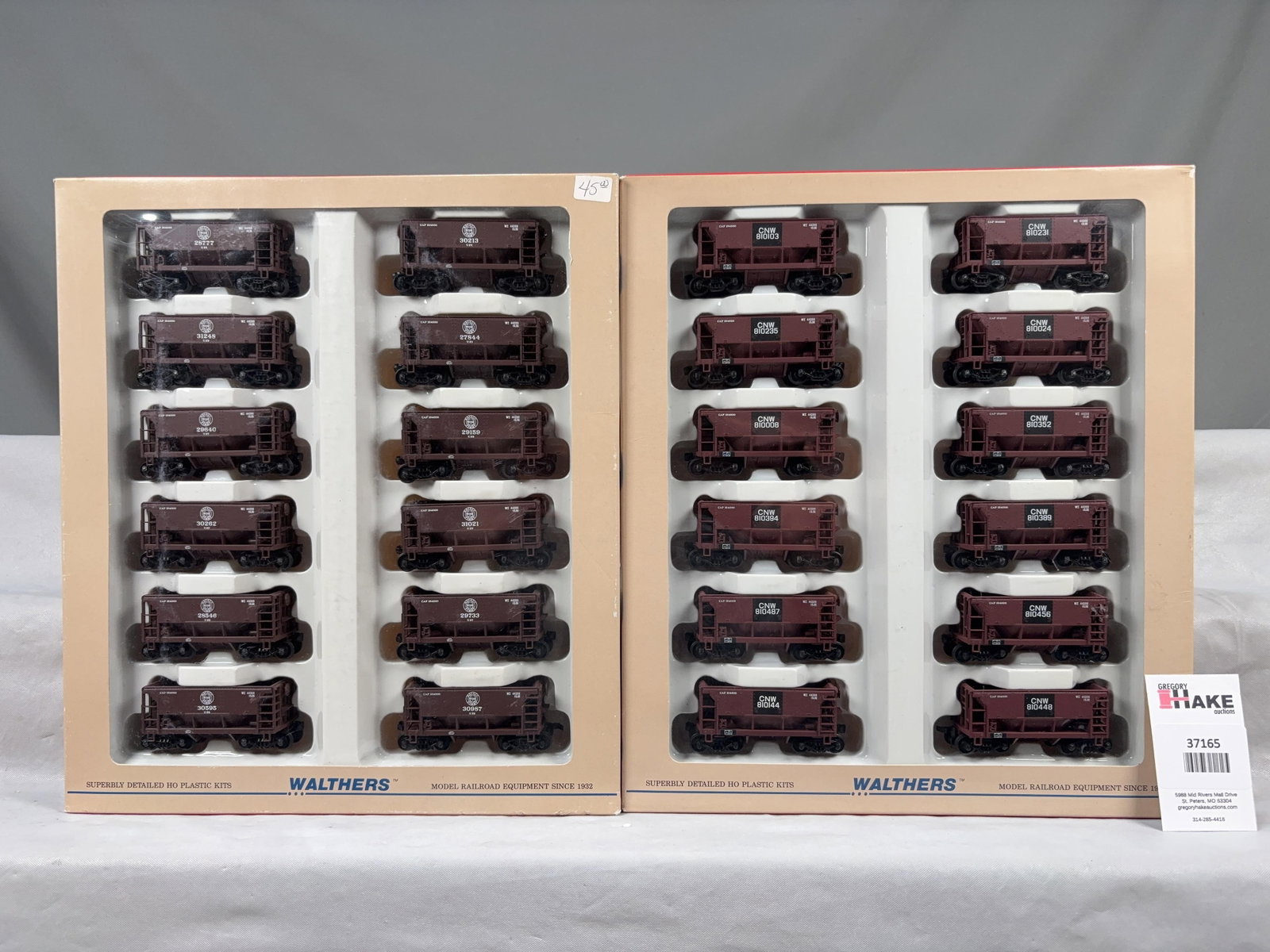 2 Walthers Ore Car 12-Packs C&NW 932-4463, Duluth Missabe & Iron Range 932-4464 w/OB - 2
