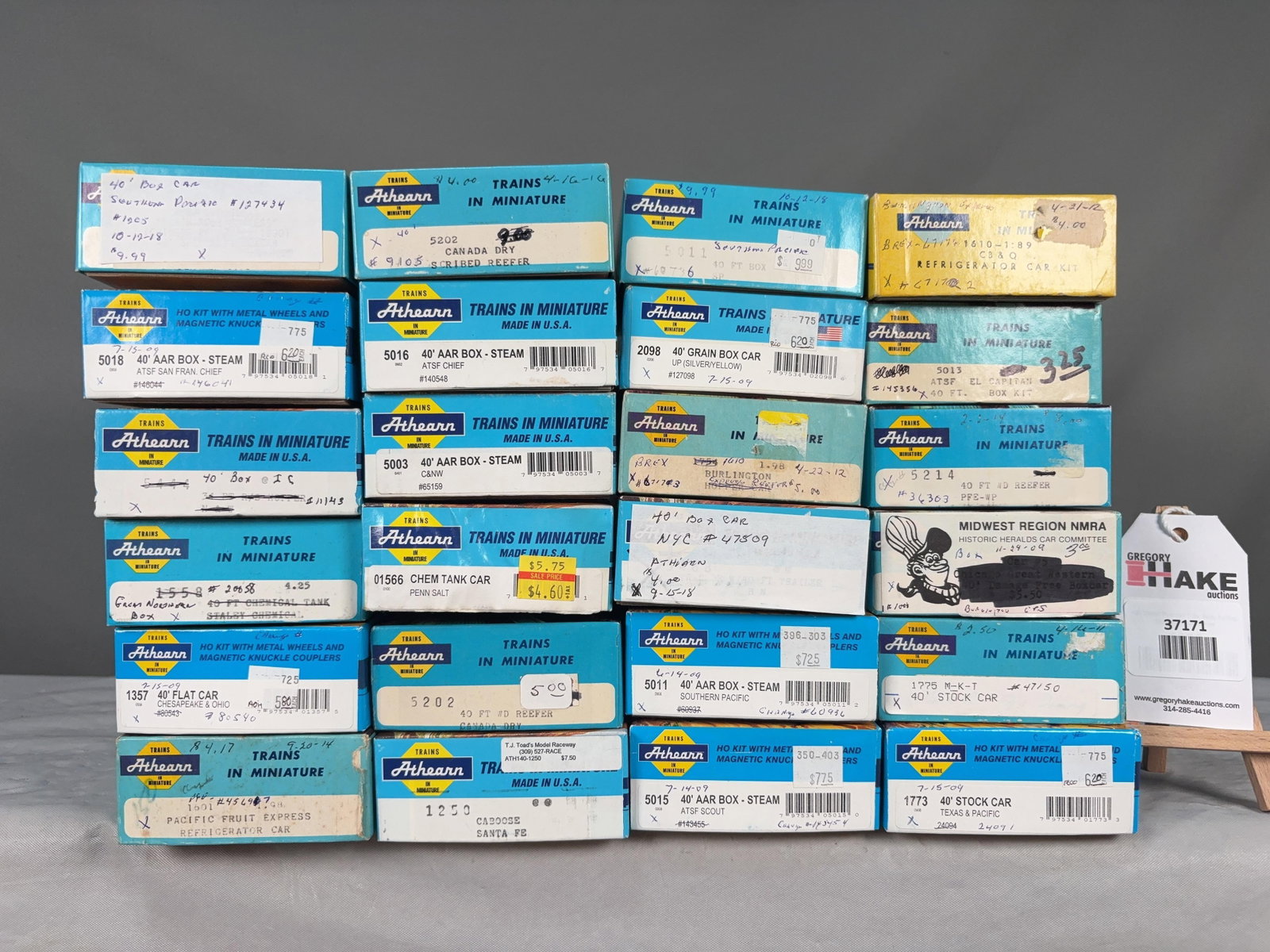 24 Athearn Freight Cars w/OB.�: 24 Athearn Freight Cars w/OB.� Please see Photos for details. � Size 8x15x10