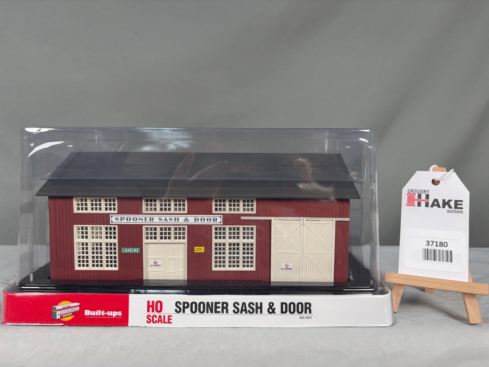 Walthers Cornerstone Series Built-Ups Spooner Sash & Door Company 933-2847 in Original Packaging - 3