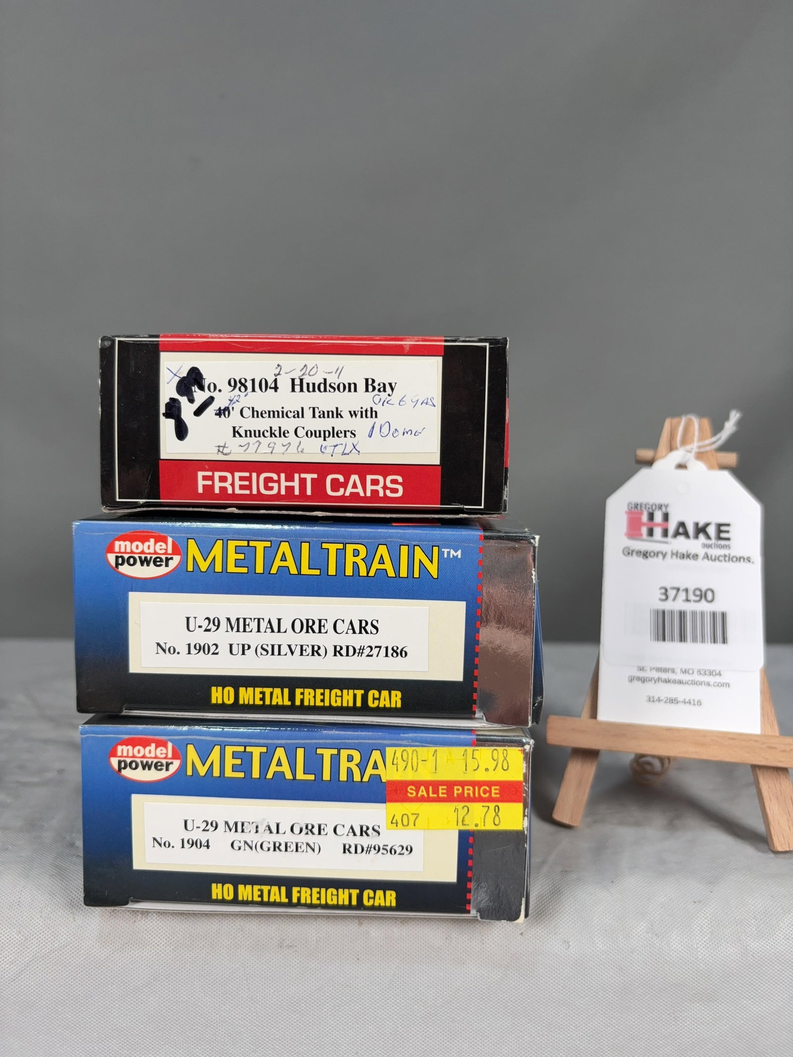 3 Model Power Freight Cars w/OB (1 of 2)