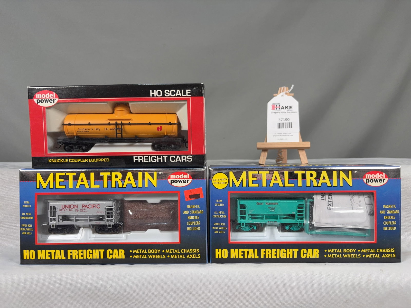3 Model Power Freight Cars w/OB - 2