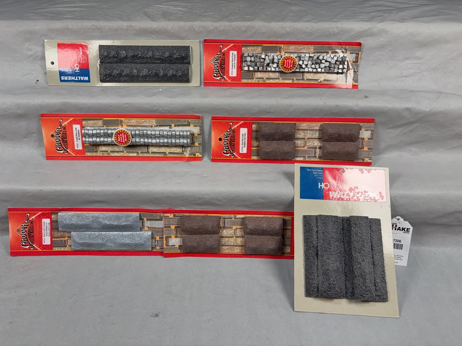 7 Cooch Enterprises Ore, Wire Loads for Freight Cars in original packages: 7 Cooch Enterprises Ore, Wire Loads for Freight Cars in original packages.�Please see photos for details, C9. � Size 12x7x3