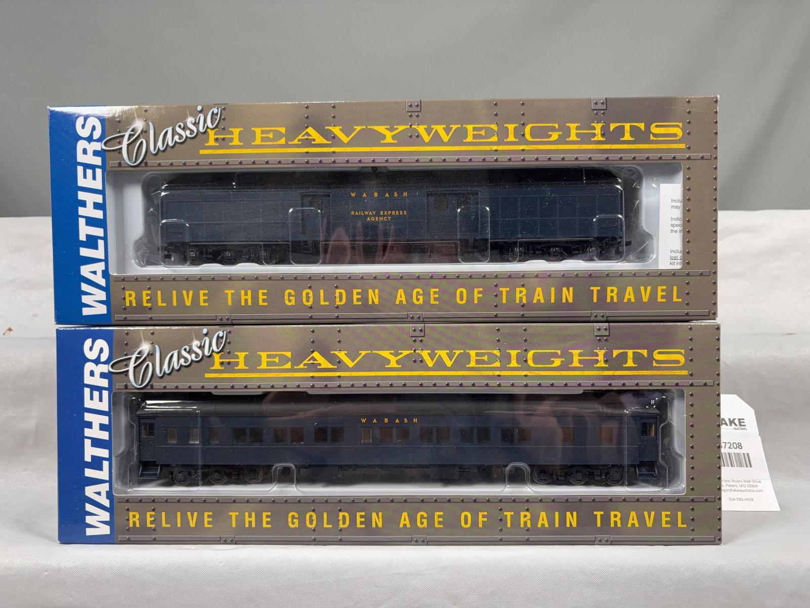 2 Walthers Ready to Run Heavyweights Wabash Pullman and Baggage Car 932-10069, 932-10515 - 2