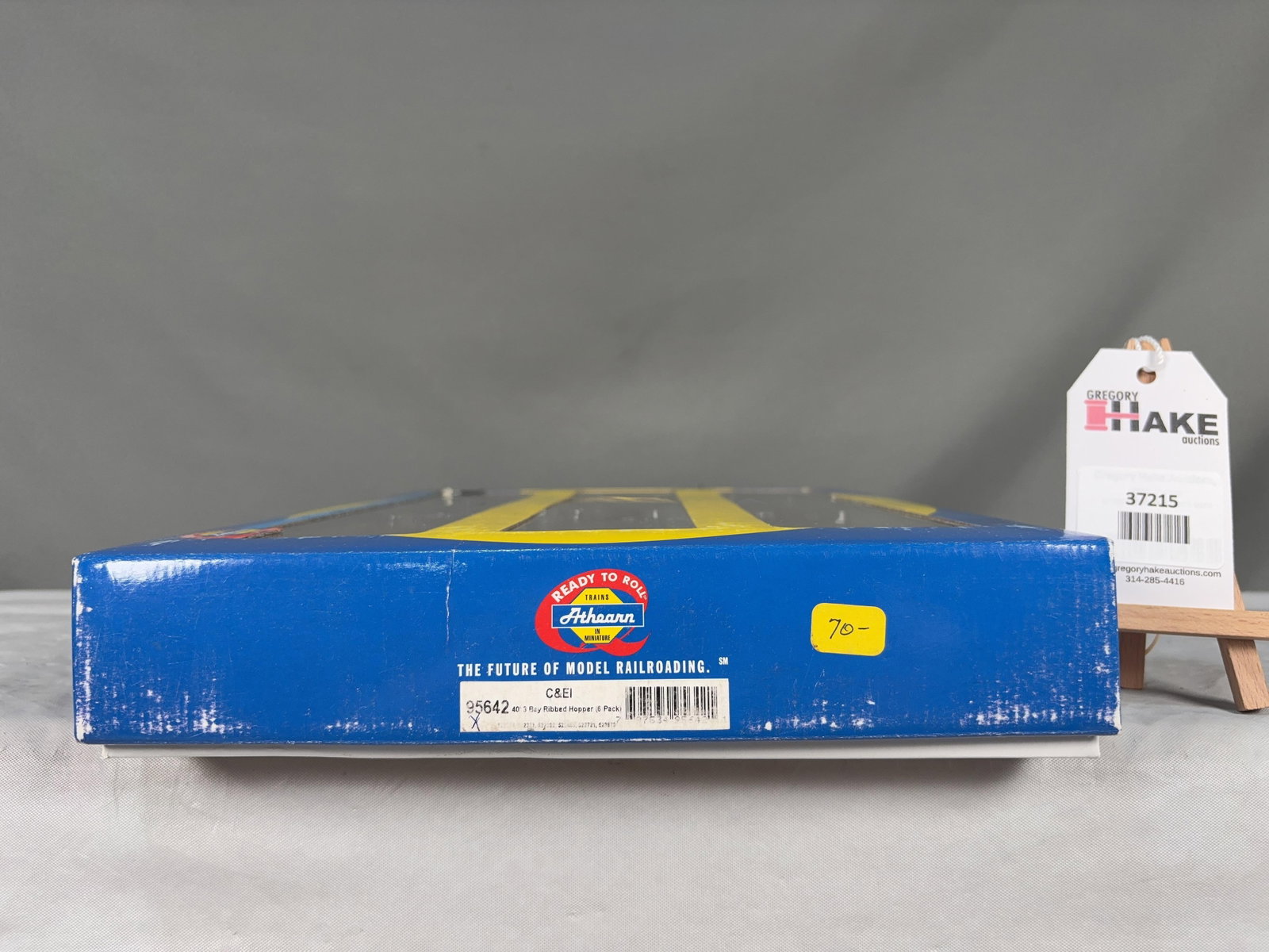 Athearn CE&I 40' 3 Bay Ribbed Hopper 6-Pack w/OB 95642: Athearn CE&I 40' 3 Bay Ribbed Hopper 6-Pack w/OB 95642 � Size 15x11x2