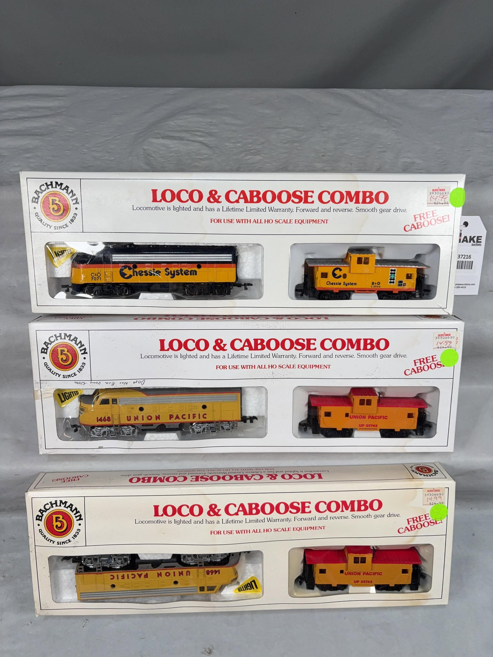 3 Bachmann Diesel & Caboose Sets 61600 w/OB - 2