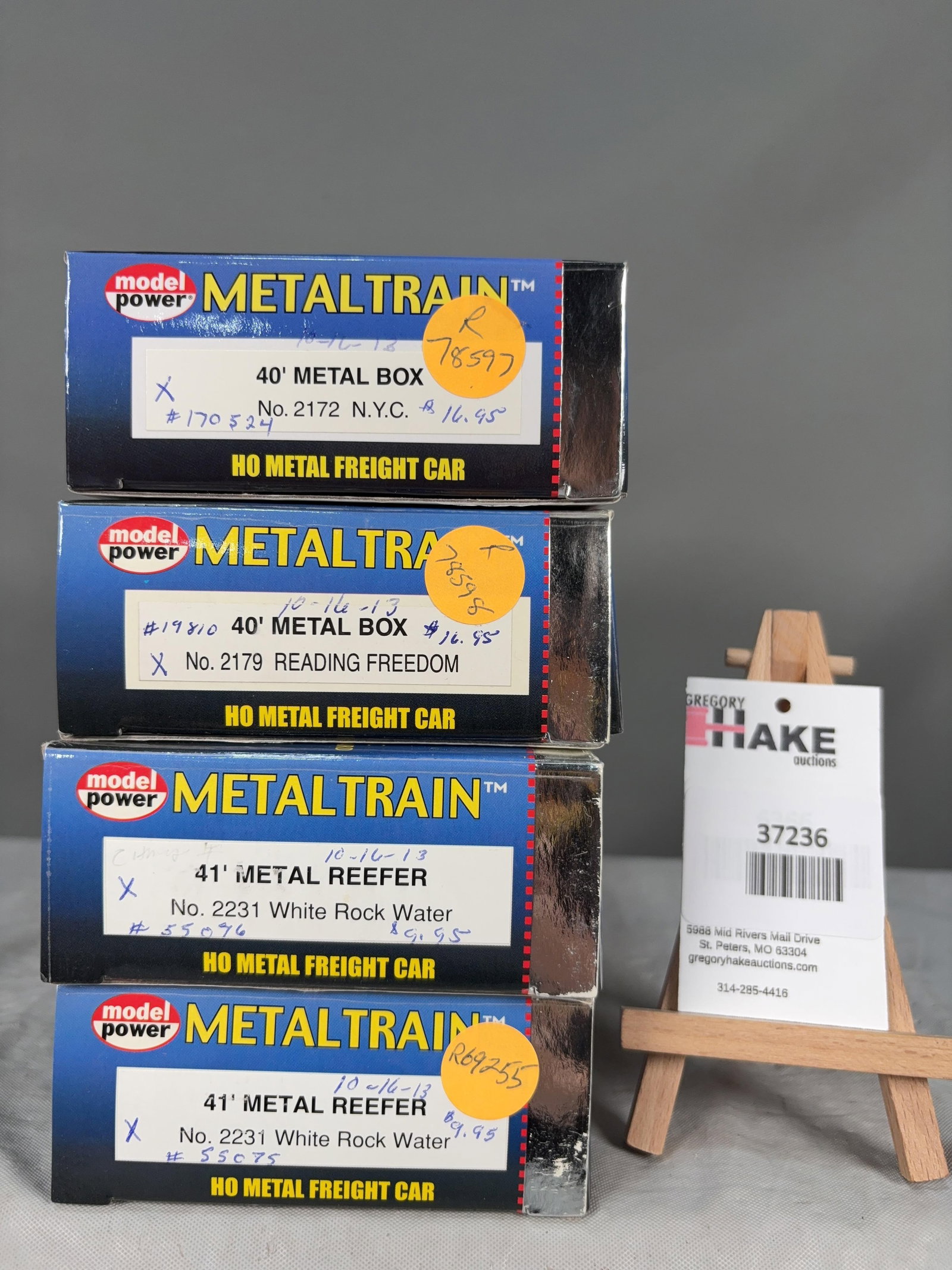 4 Model Power 40' Metal Box & Reefer Cars w/OB 2172, 2179, 2231, 2231: 4 Model Power 40' Metal Box & Reefer Cars w/OB 2172, 2179, 2231, 2231,�Please see photos for details. � Size 9x4x8