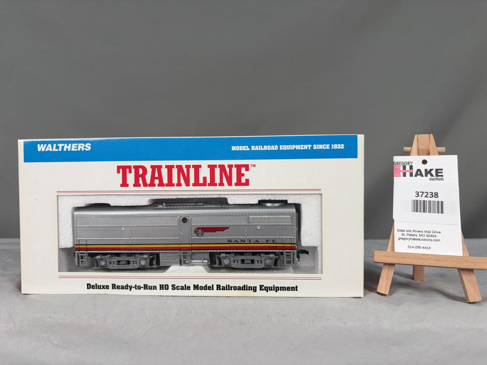 Walthers Trainline Alco FB 1 Santa Fe #202B 931-264 w/OB - 2