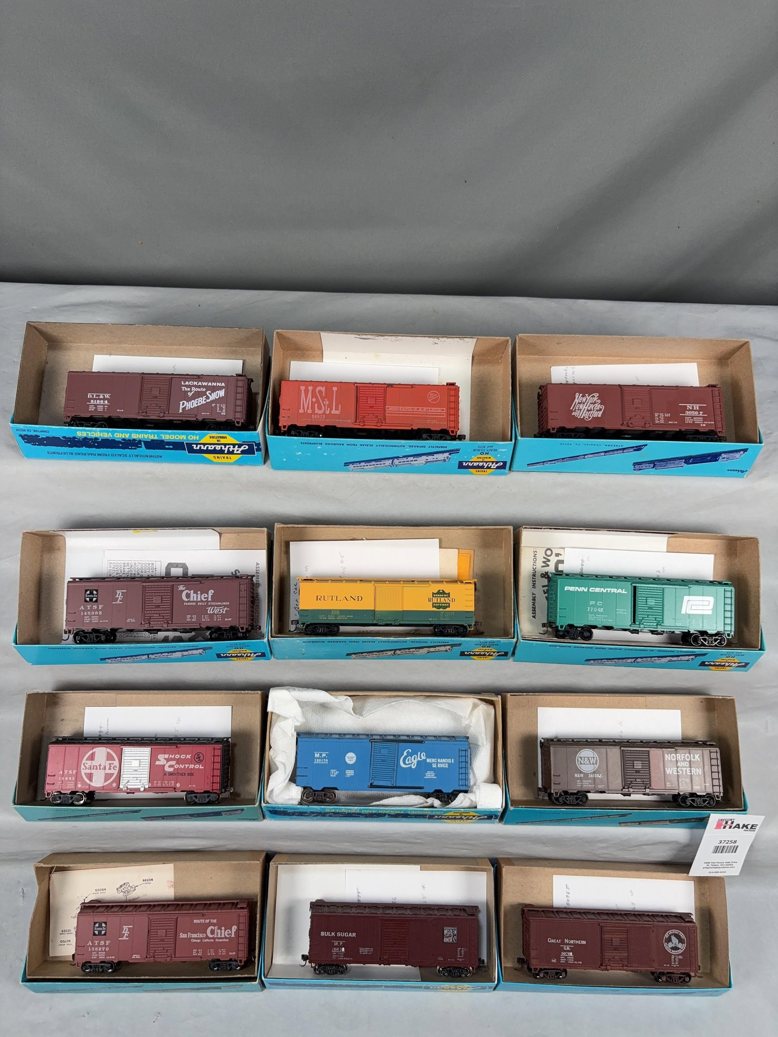 12 Athearn Freight Cars w/OB - 2