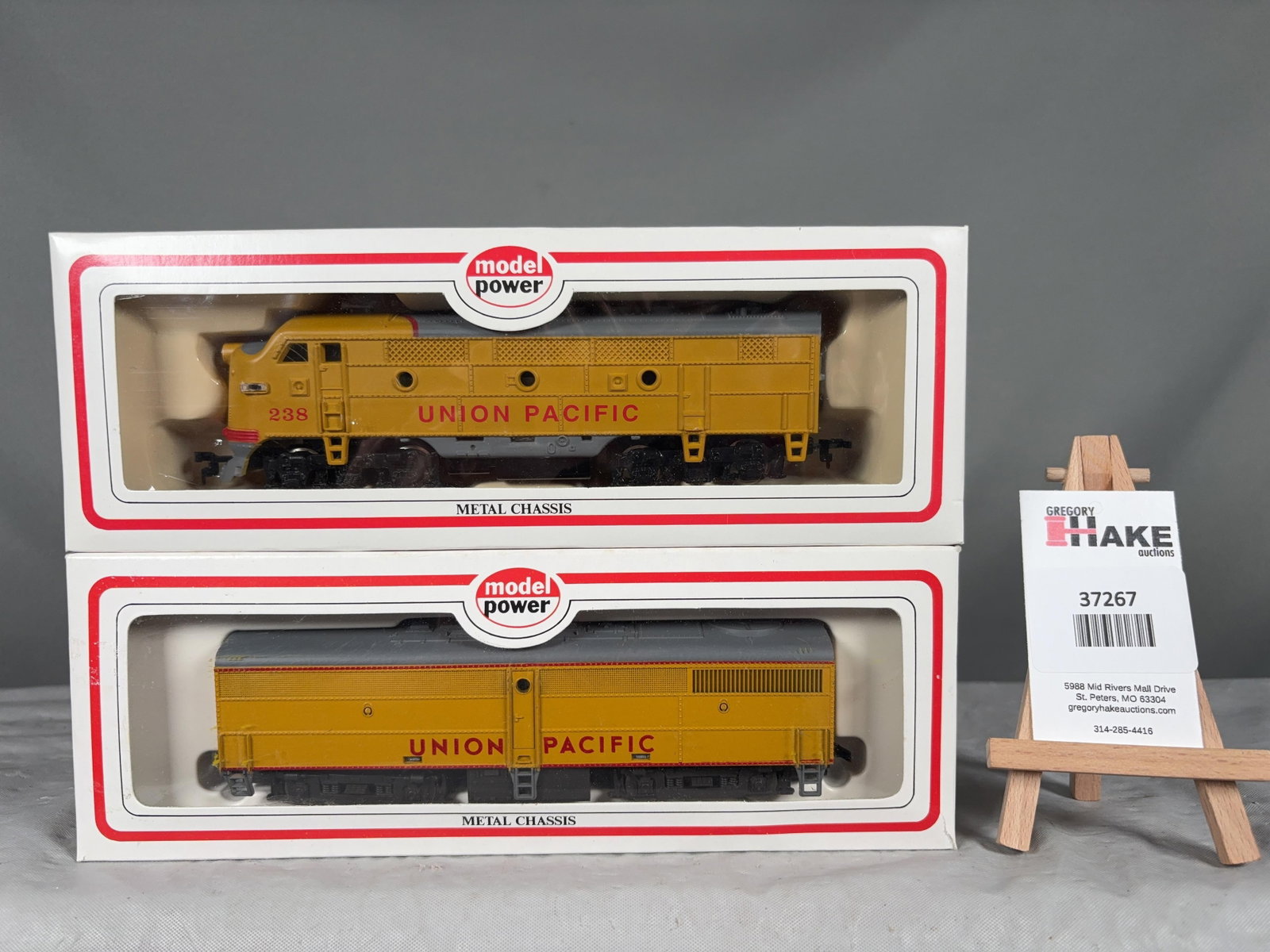2 Model Power Union Pacific AB Locomotives w/OB - 2